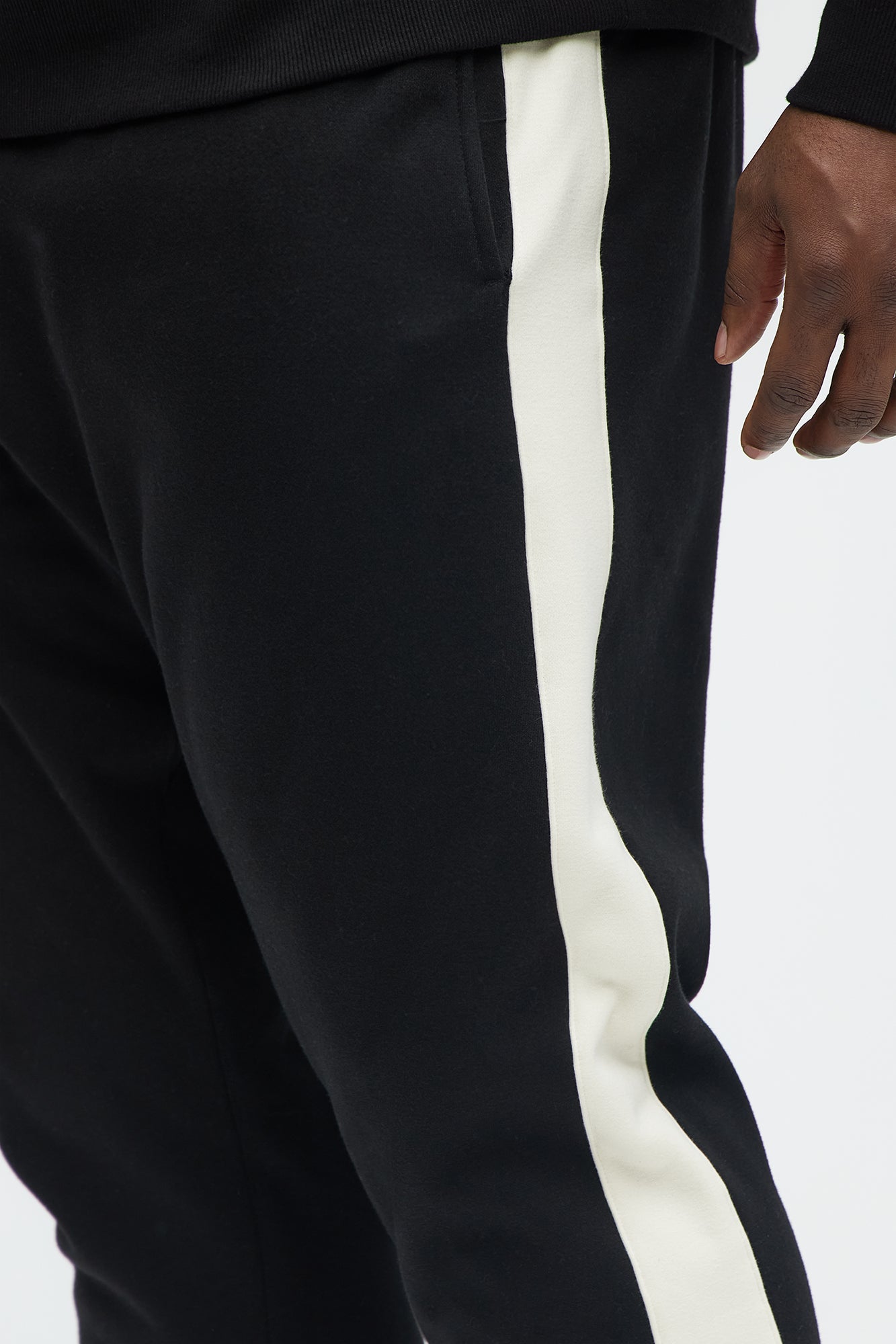 Tyson Heavyweight Striped Jogger - Black - Image 9