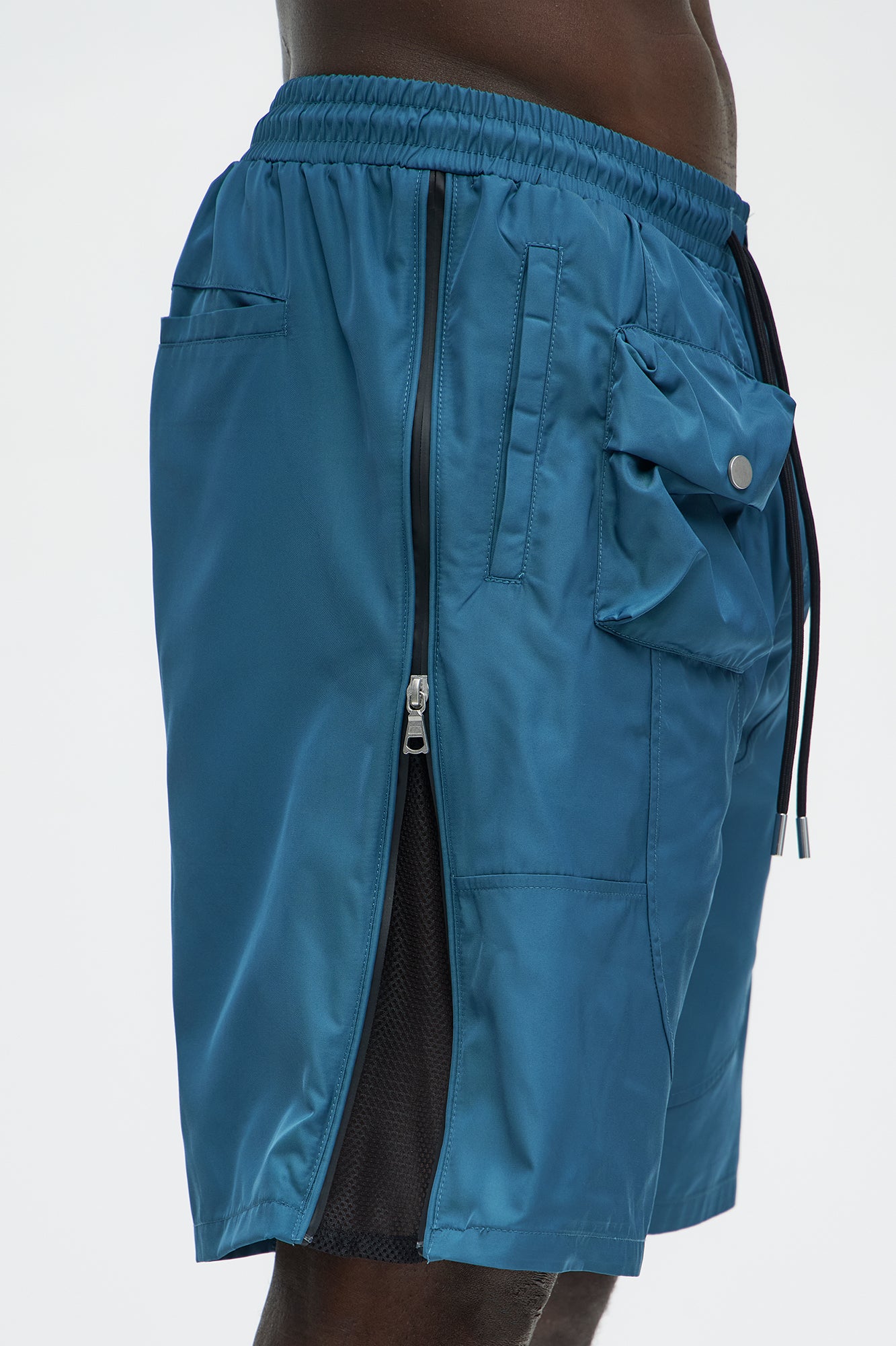 Zip Release Relaxed Tech Shorts - Turquoise - Image 3