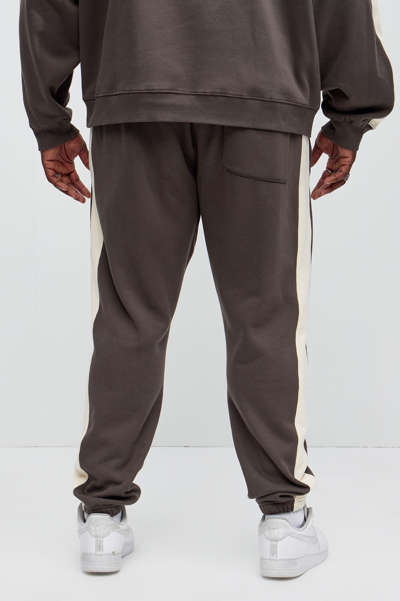 Tyson Heavyweight Striped Jogger - Olive - Image 10