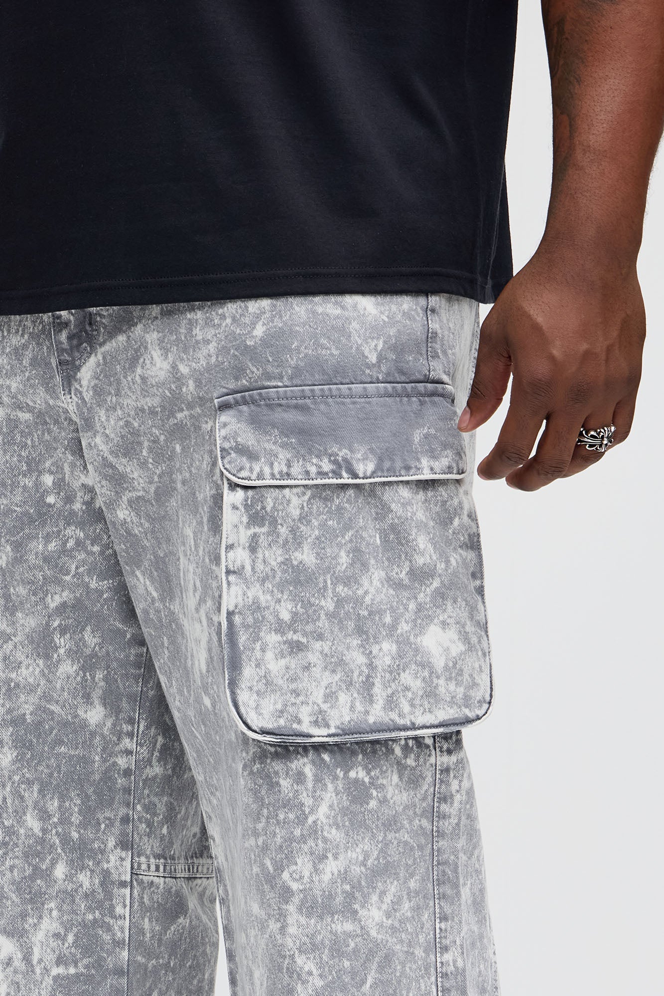 Baggy Clover Cargo Jeans - Grey - Image 8