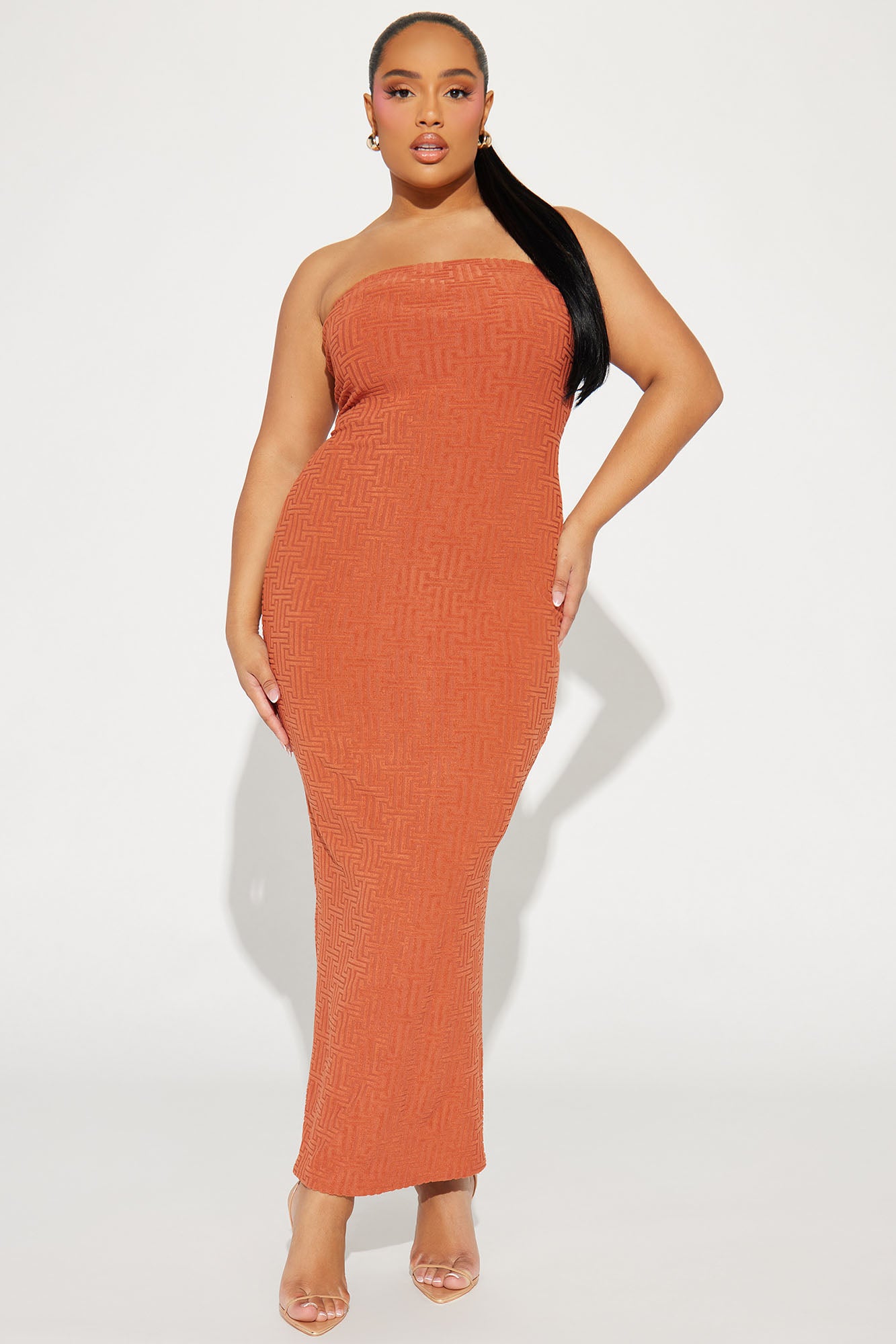 Anya Textured Maxi Dress - Rust - Image 5