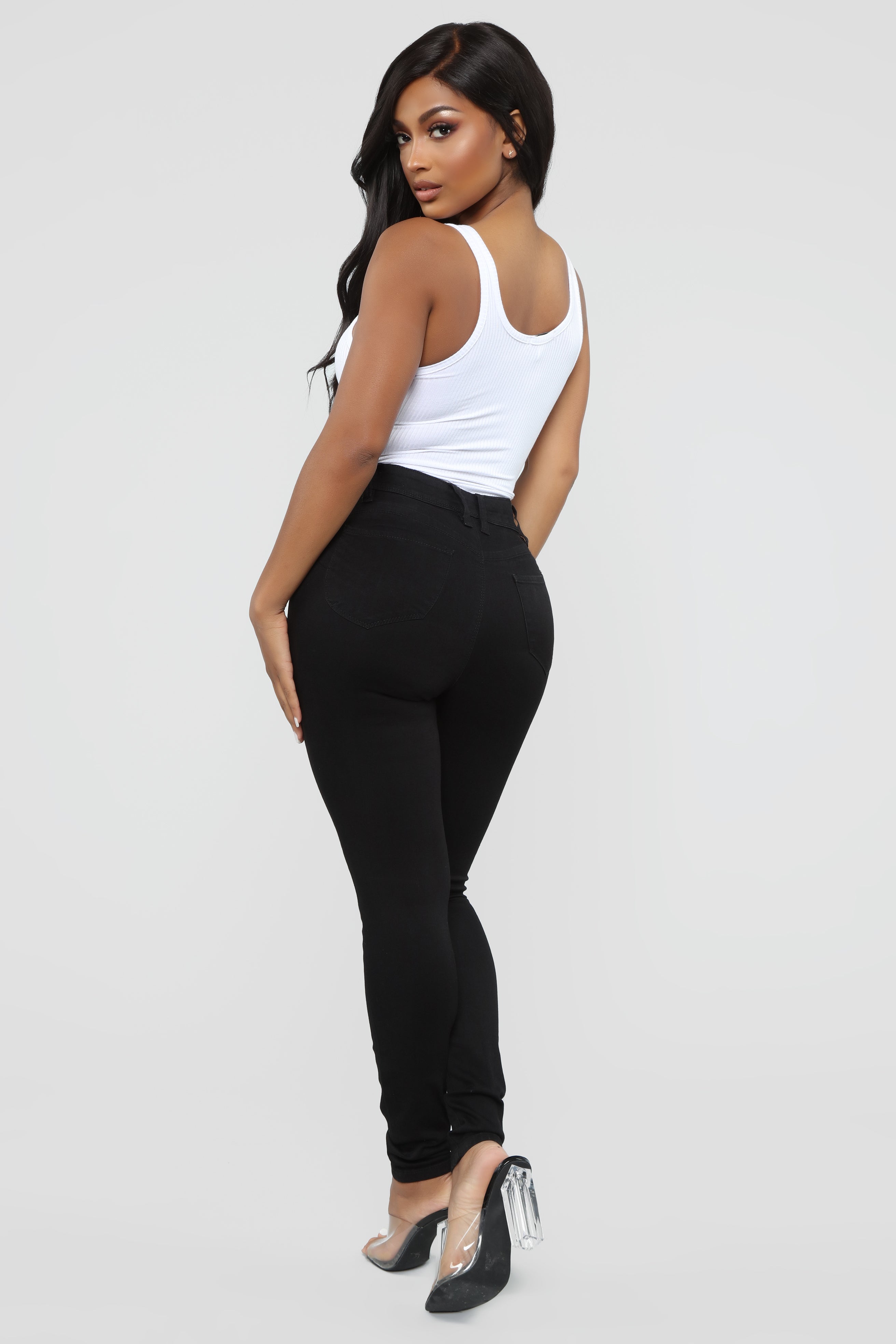 Statuesque Booty Lifting Jeans - Black - Image 5