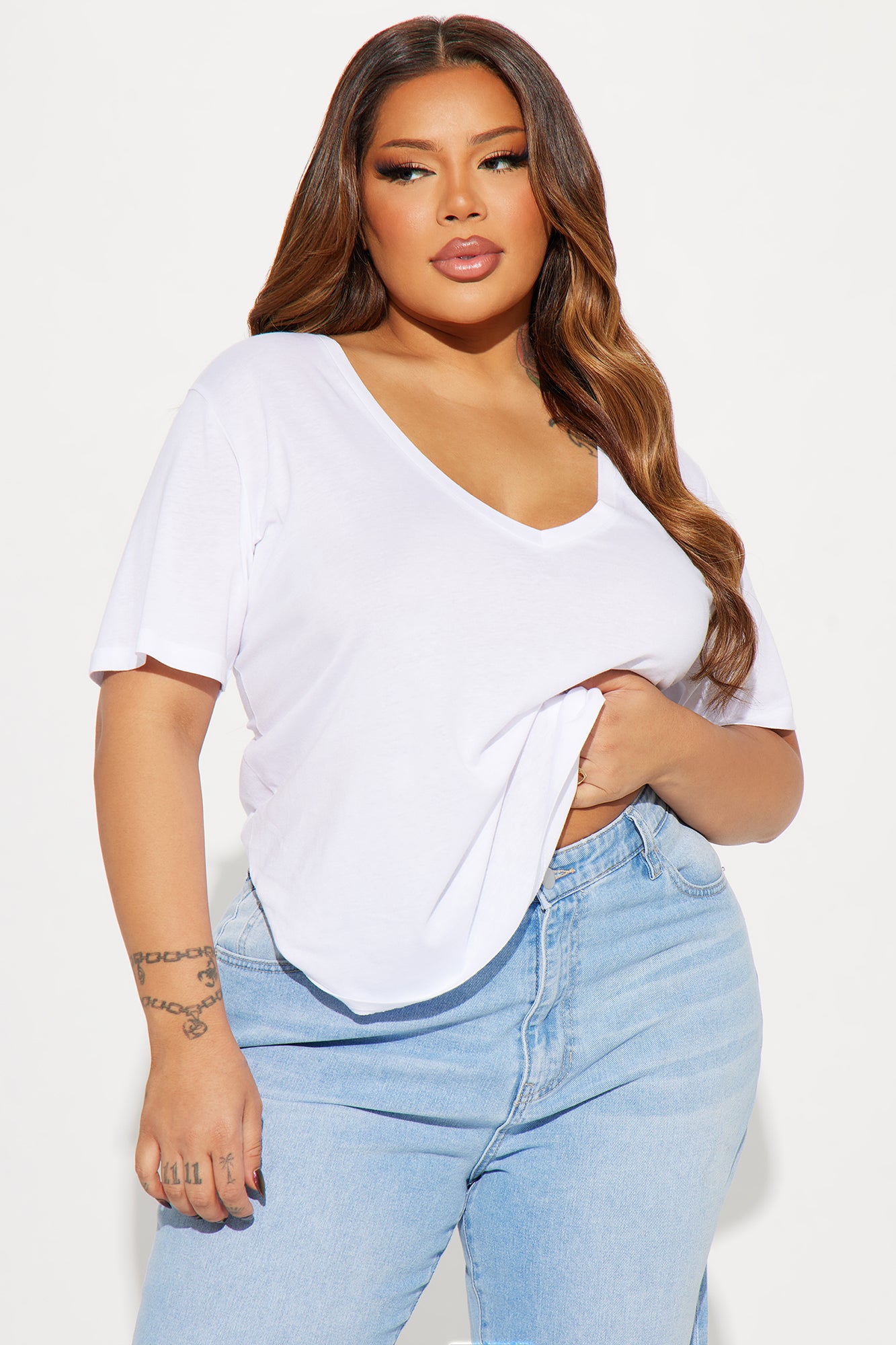 Ava V-Neck Tee - White - Image 4