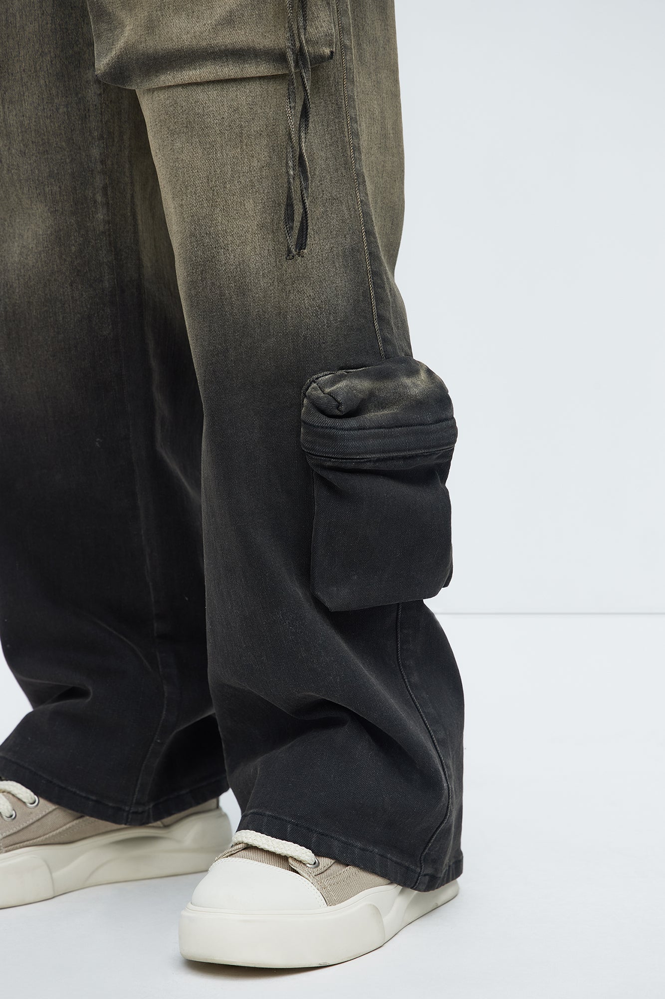 Pass Me Relaxed Cargo Jeans - Grey - Image 5