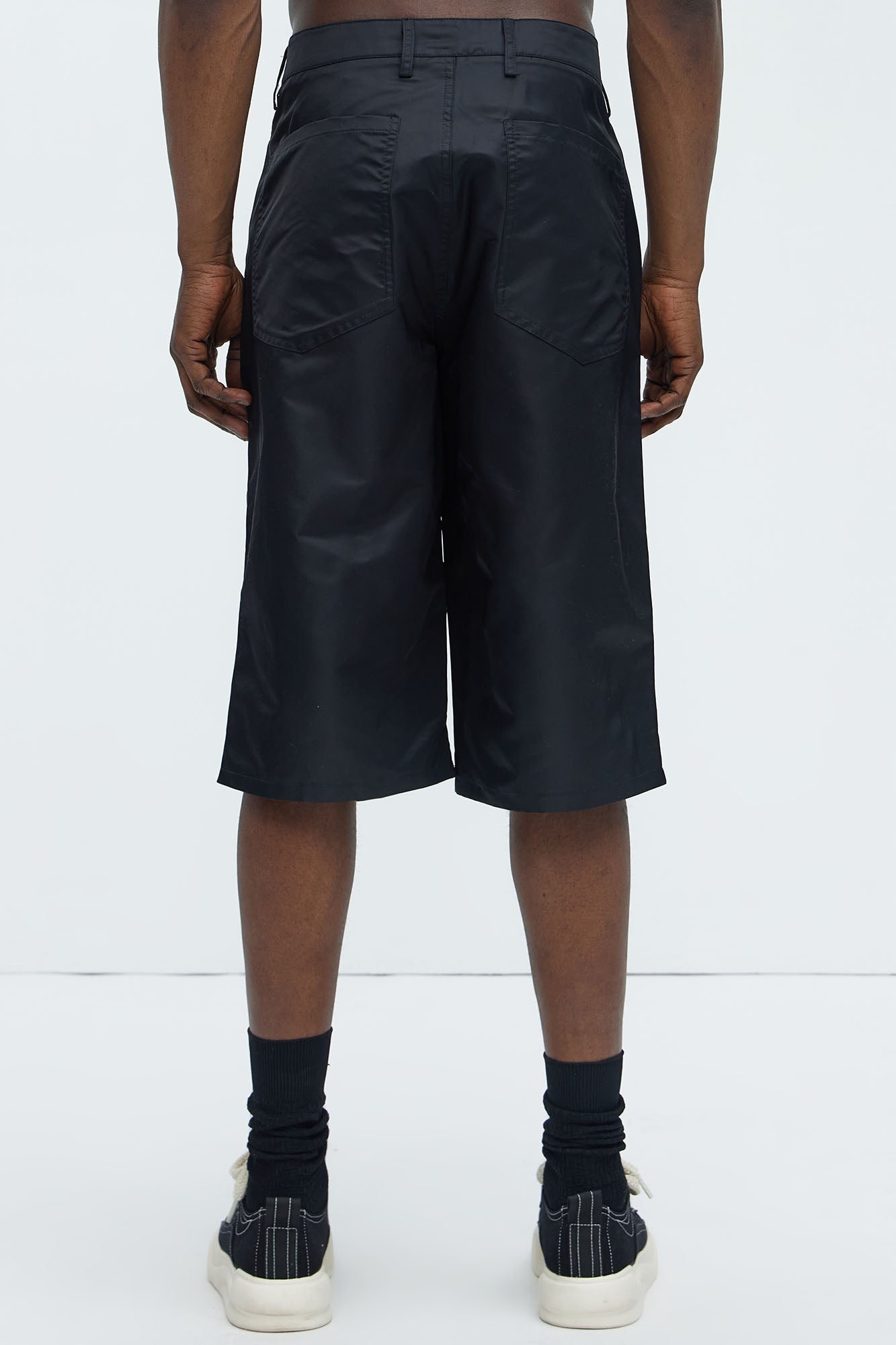 Berlin Carpenter Panel Baggy Shorts - Black - Image 5