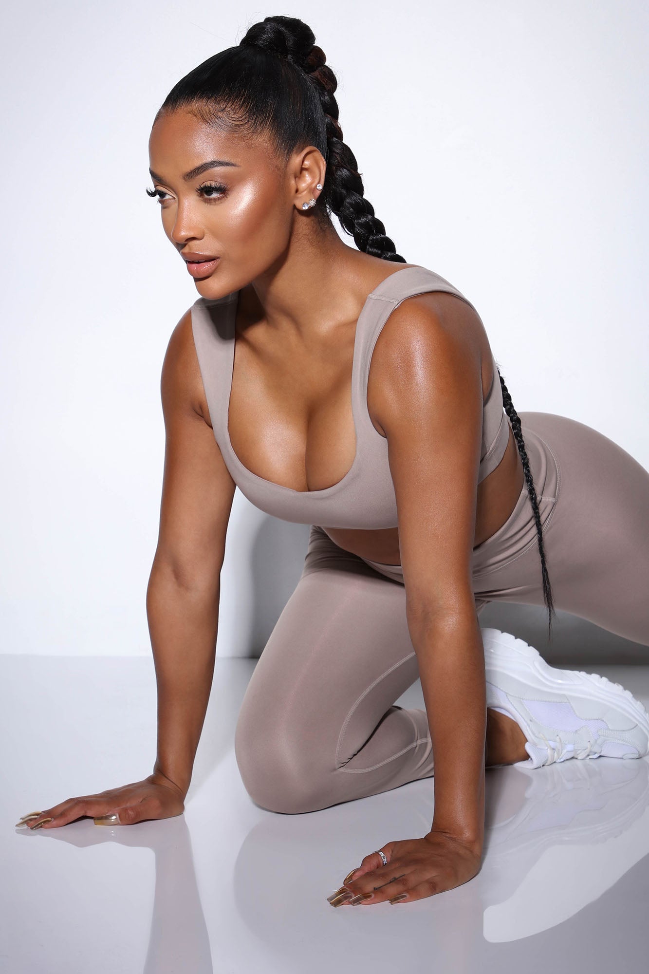 Morph Volans Bra - Taupe - Image 3