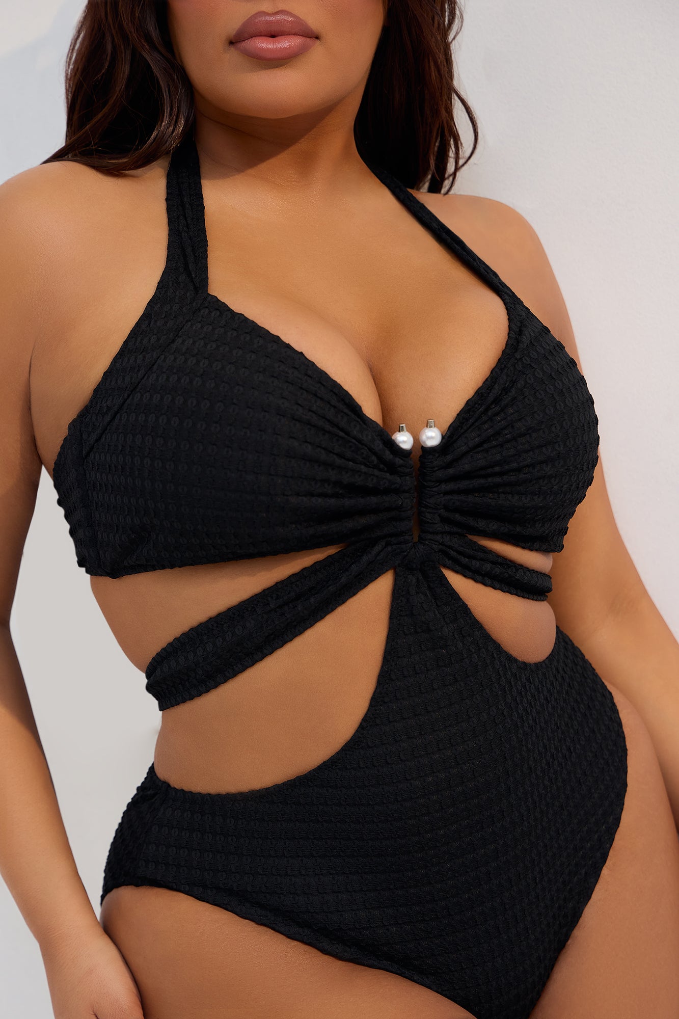 Lost In Paradise Hardware Cutout 1 Piece Swimsuit - Black - Image 5