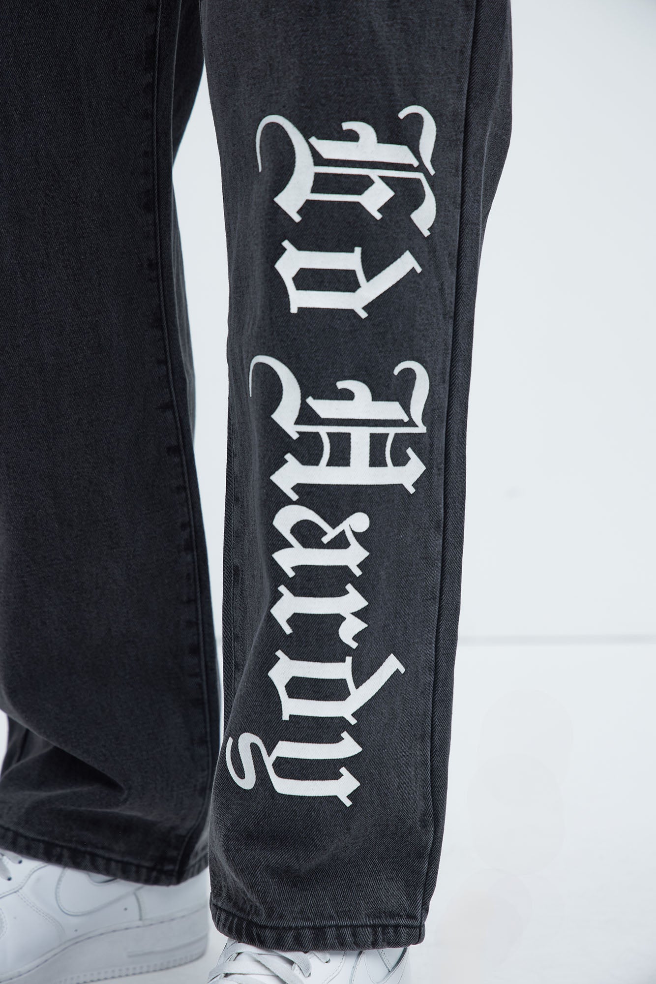 Ed Hardy Relaxed Panther Wings Jeans - Black - Image 4