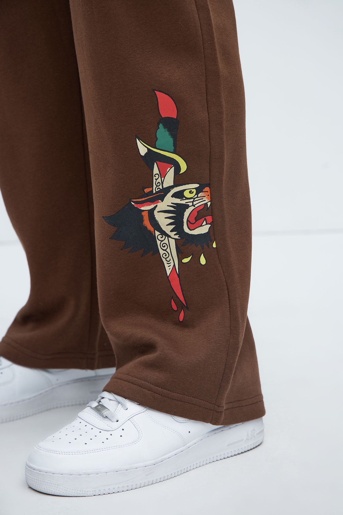 Ed Hardy Panther Tiger Baggy Sweatpants - Chocolate - Image 5