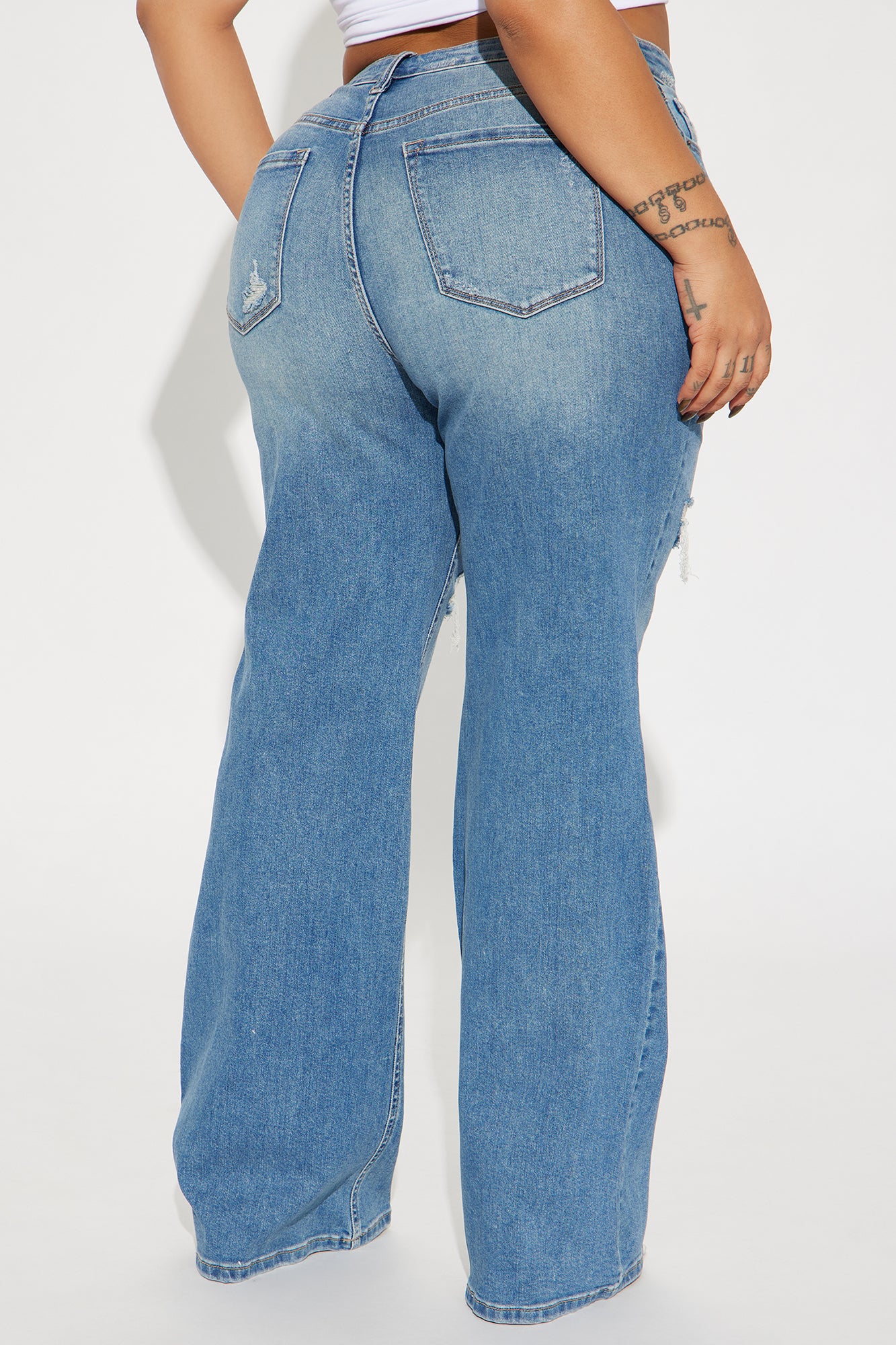 Remi Ripped Stretch Baggy Jeans - Medium Wash - Image 6
