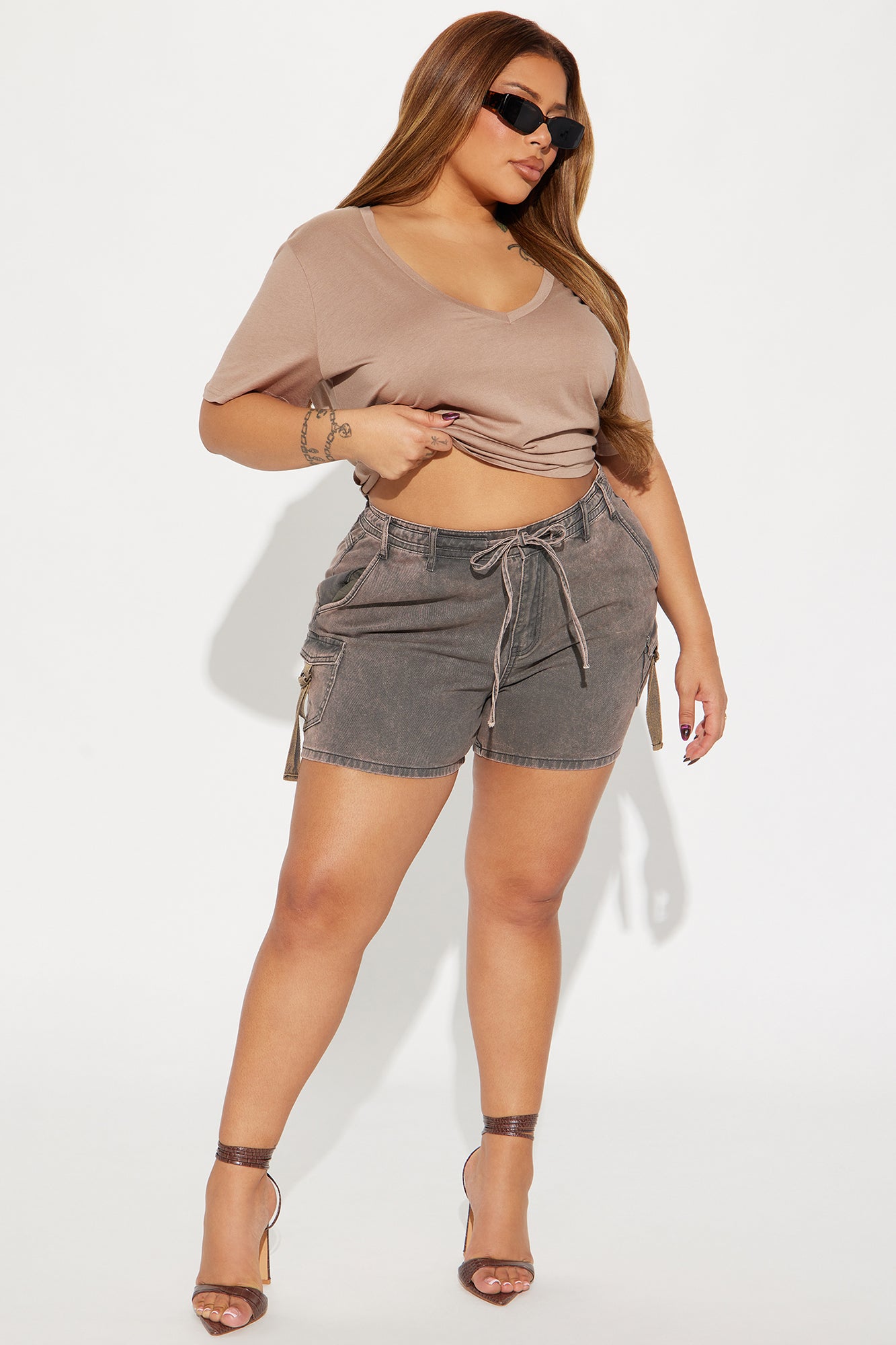 Ava V-Neck Tee - Mocha - Image 5