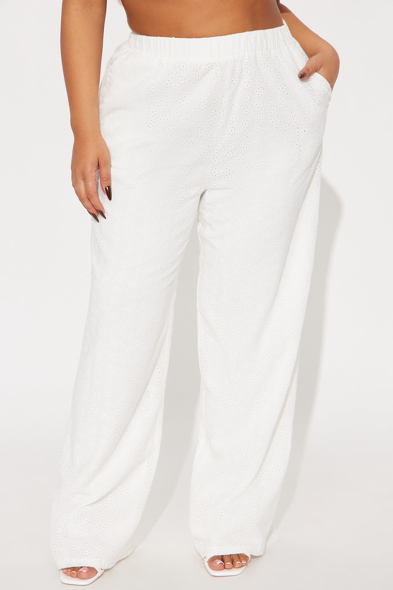 Emery Eyelet Textured Wide Leg Pant - White - Image 5