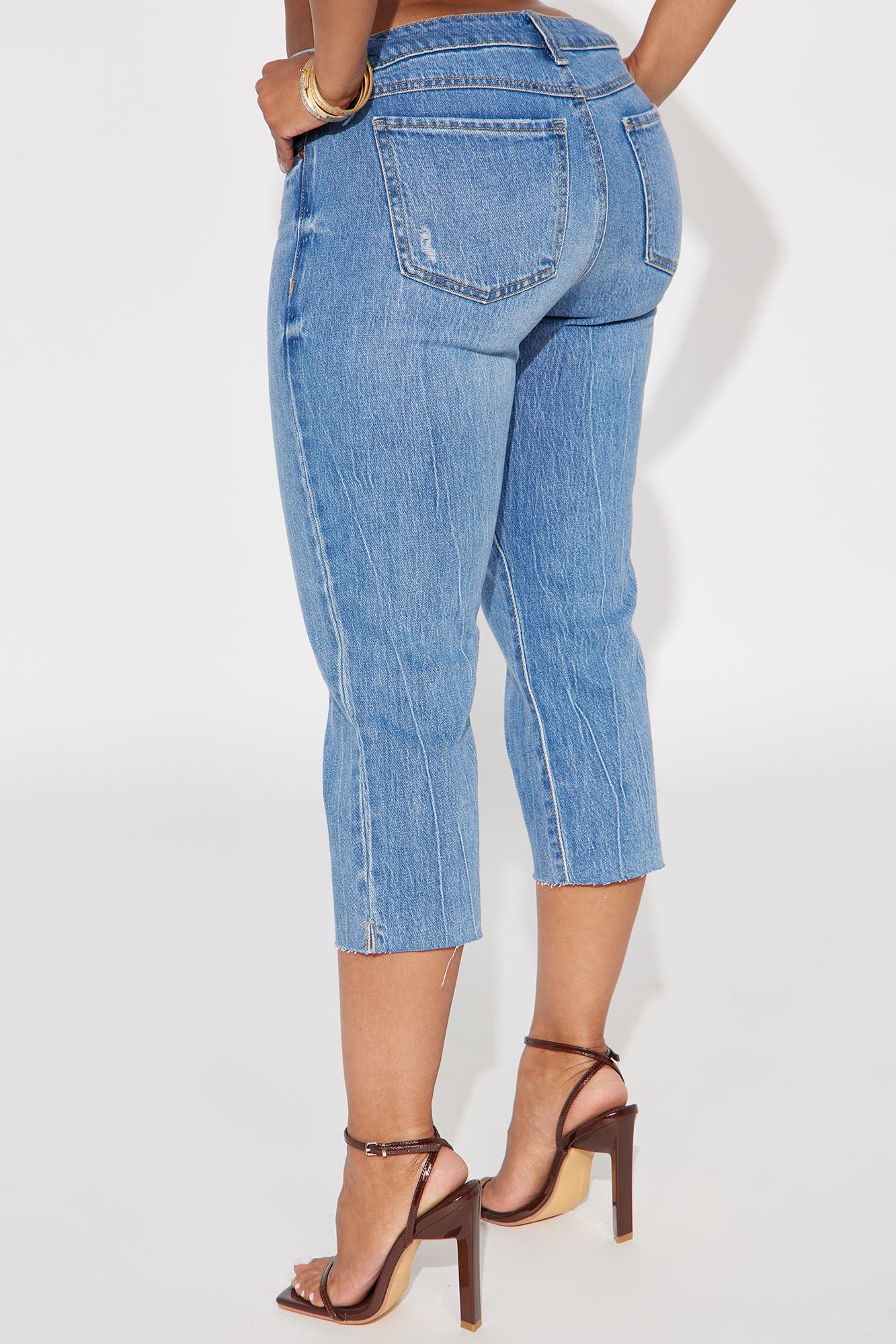 Brite Lites Low Rise Skinny Capri Jean - Medium Wash - Image 3