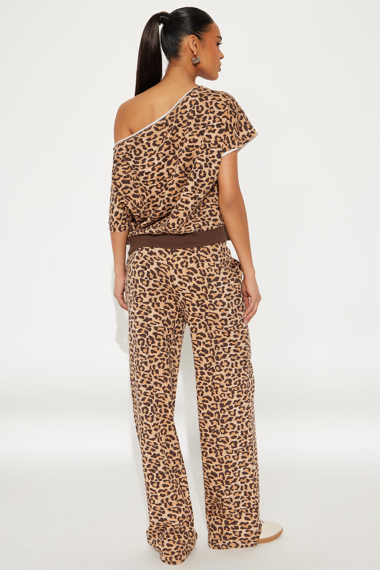23 Off Shoulder Pant Set - Leopard - Image 3
