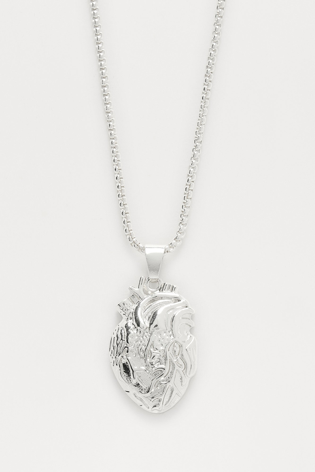 Commack Heart Necklace - Silver - Image 3