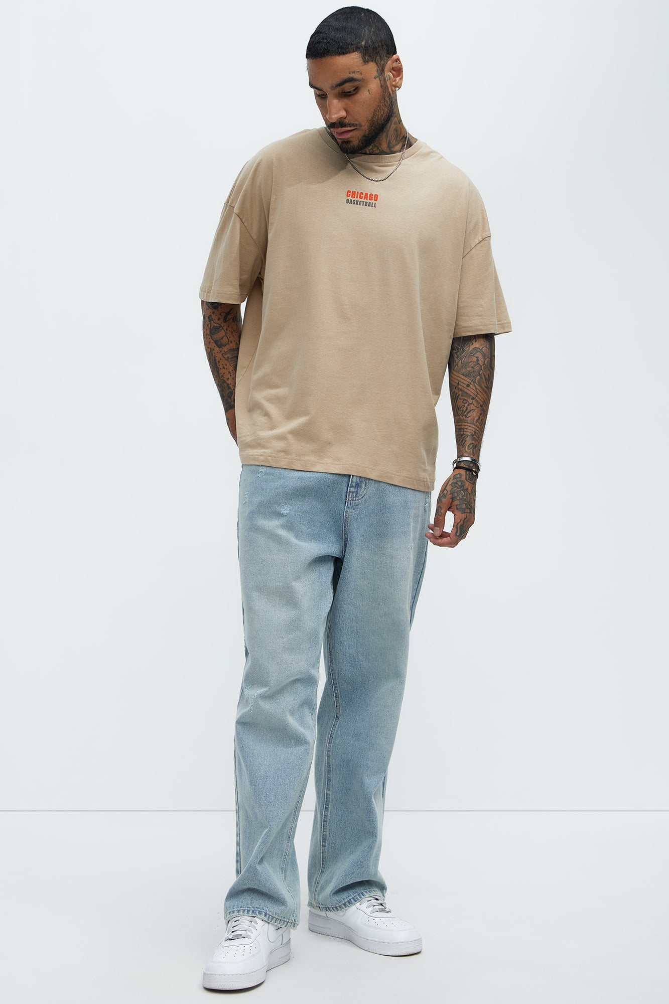 Chicago Basketball Oversized Short Sleeve Tee - Sand - Image 5