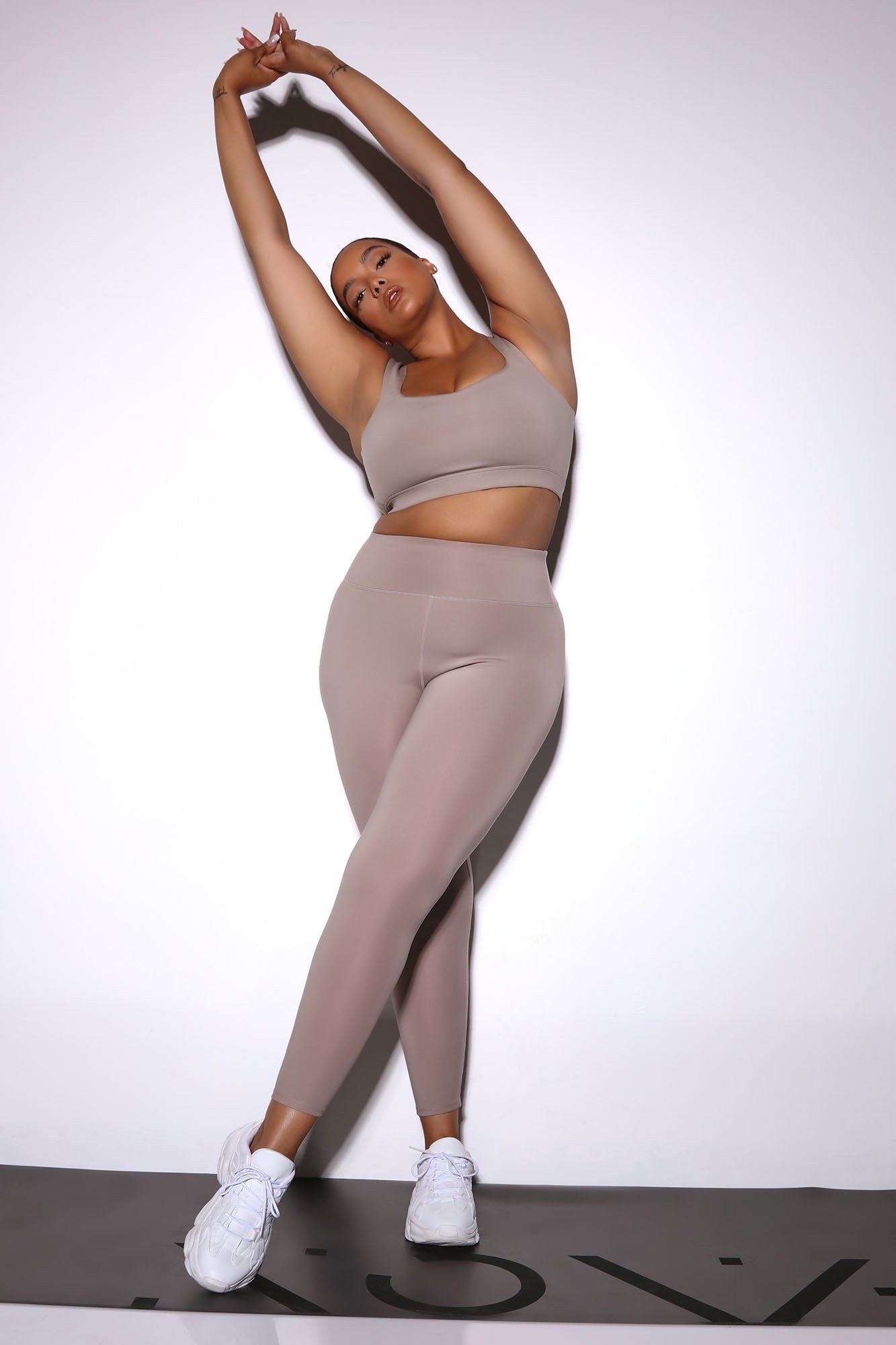 Morph Volans Bra - Taupe - Image 8