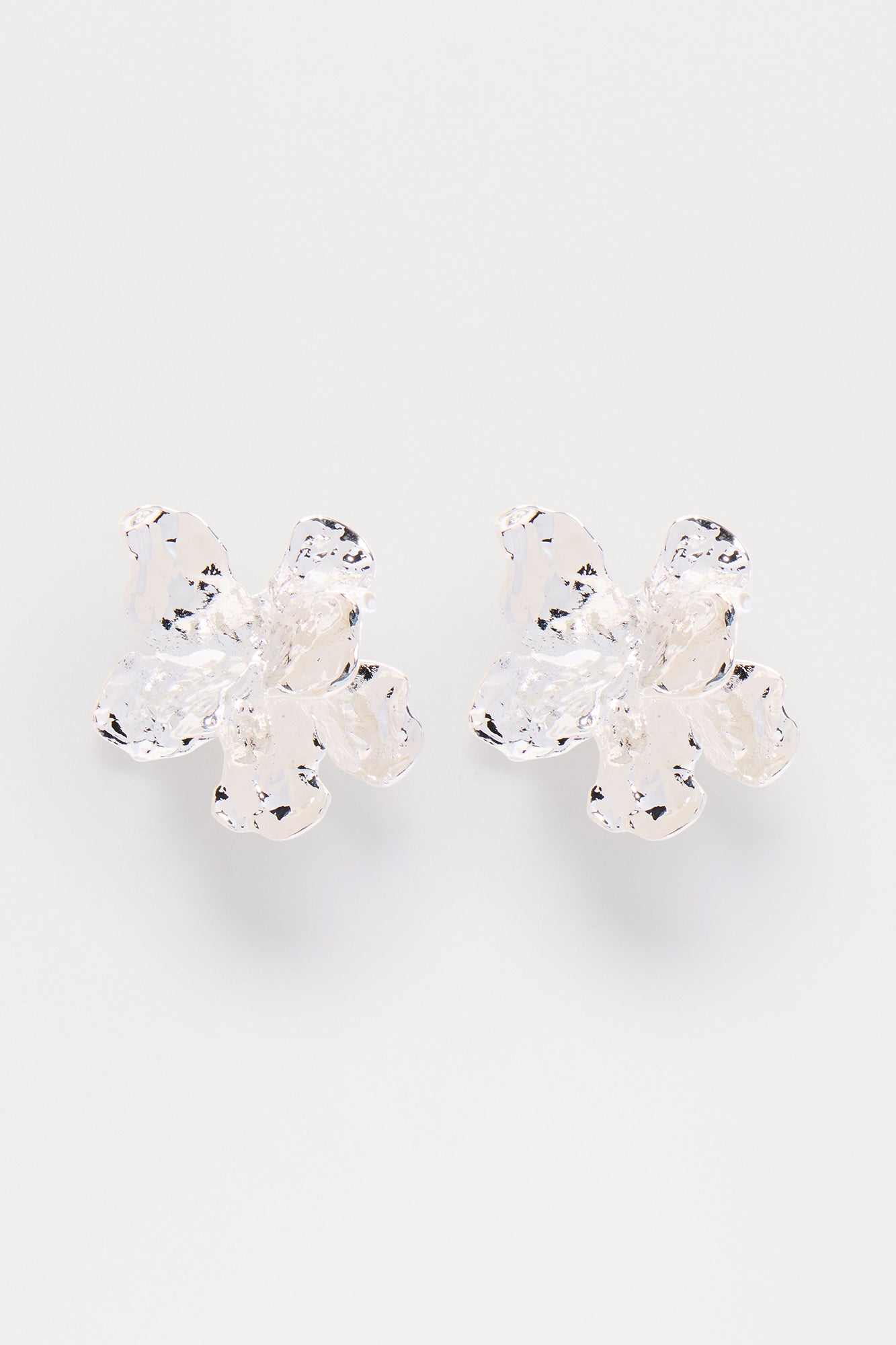 Floral Hardware Drop Statement Earrings - Silver - Image 3