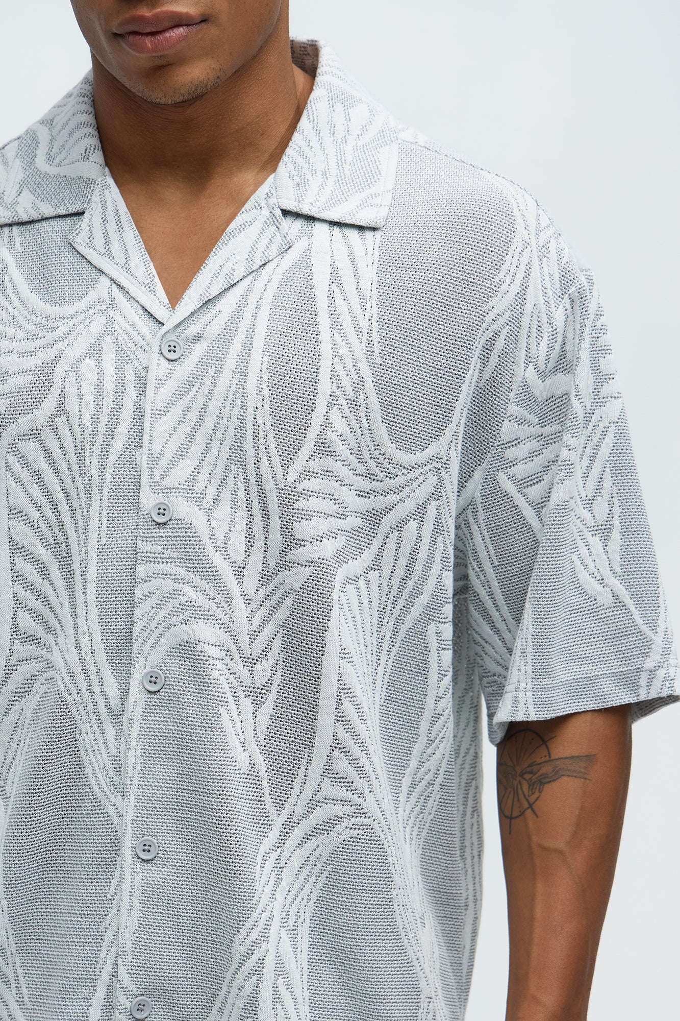 Leaf Patterned Knit Button Up Shirt - Grey/combo - Image 3