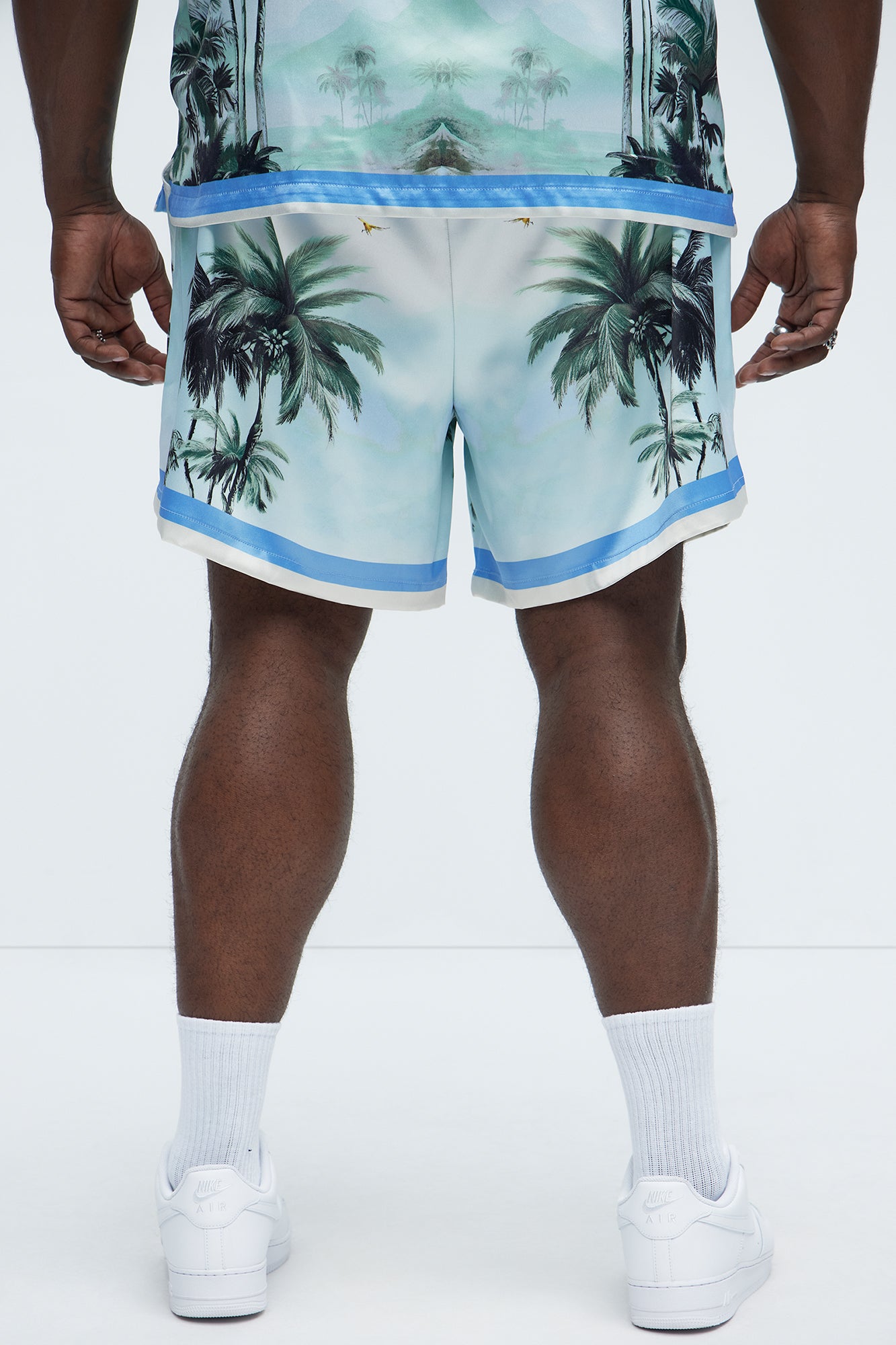 Cockatiel And Palm Resort Shorts - Multi Color - Image 7