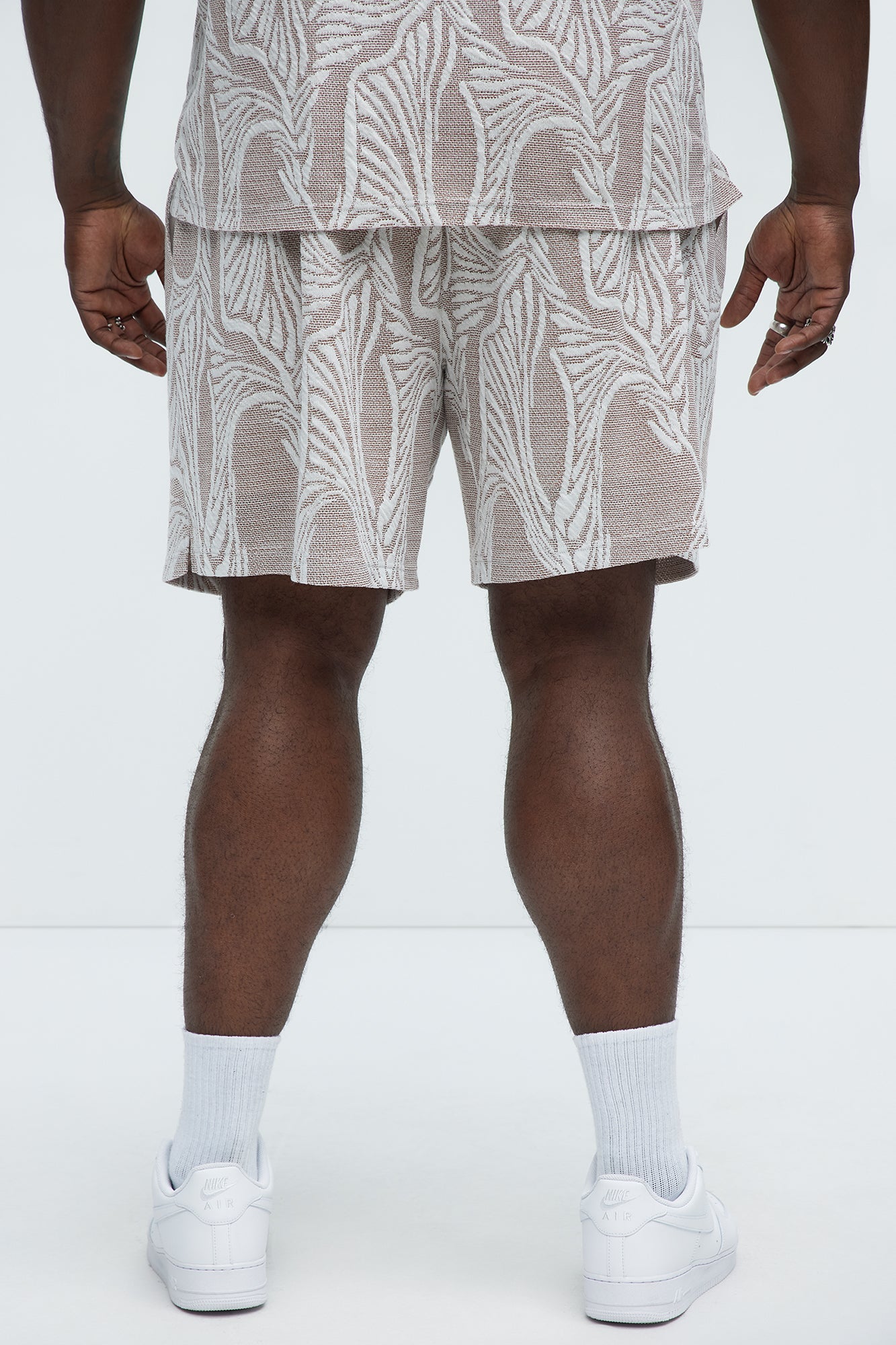Leaf Patterned Knit Shorts - Brown Combo - Image 7