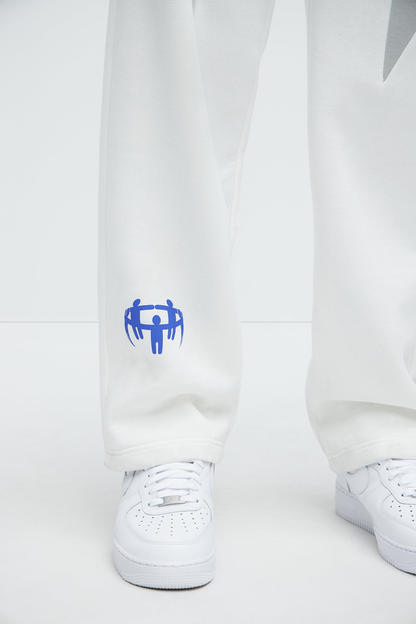 Young Leader Sweatpants - Grey - Image 4