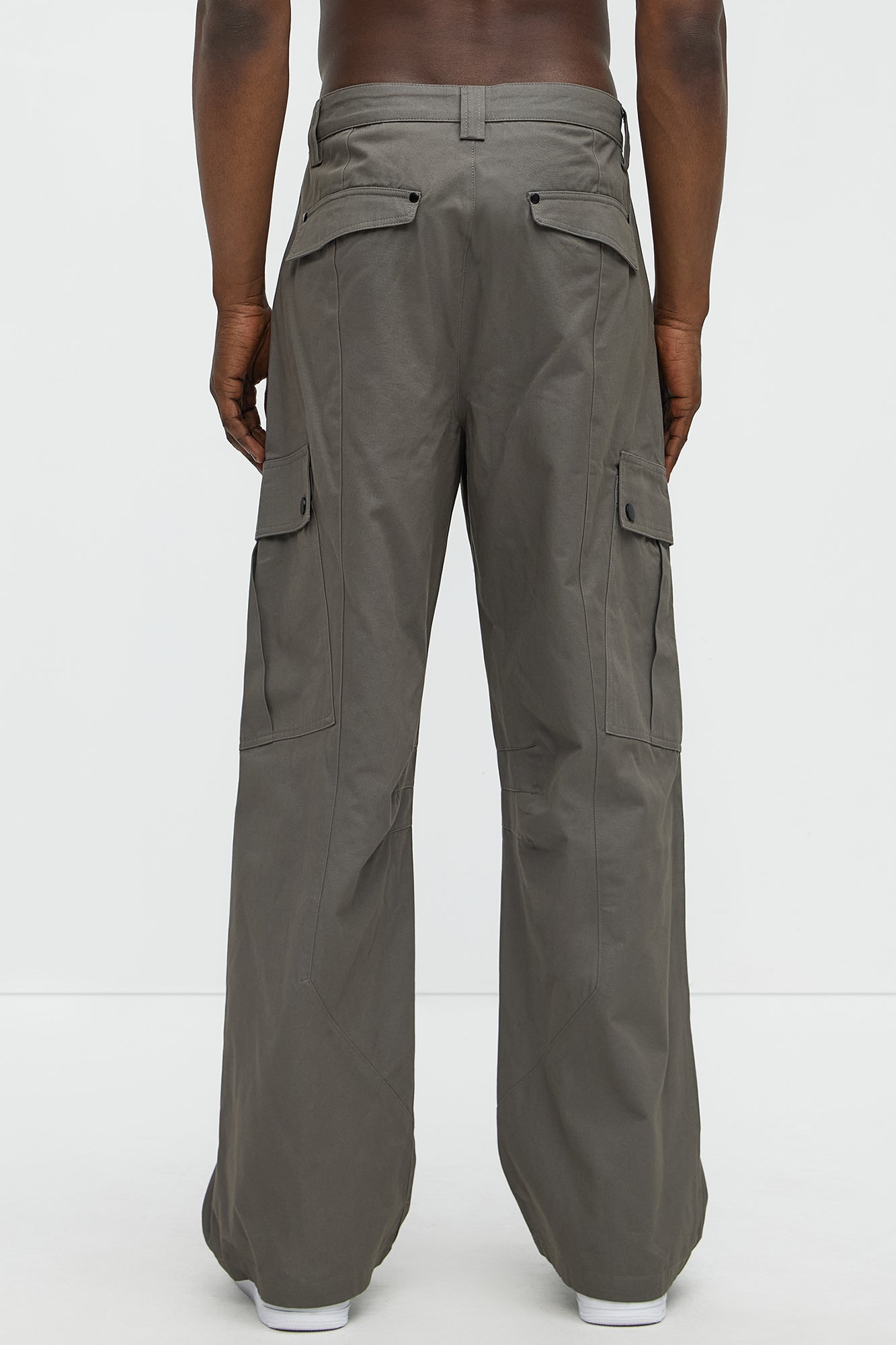 Carl Paneled Baggy Cargo Pants - Grey - Image 5