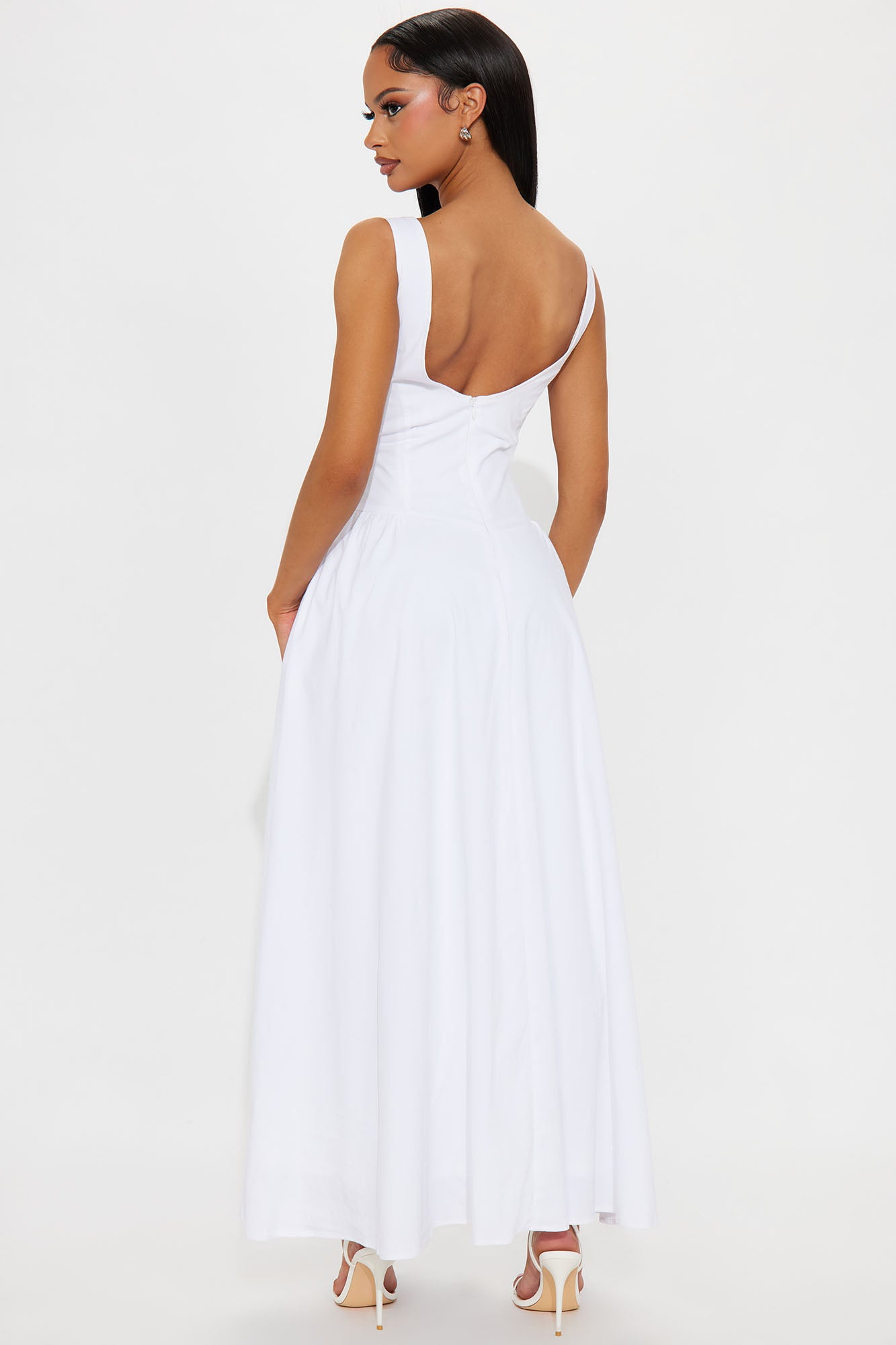 Anne Backless Maxi Dress - White - Image 3