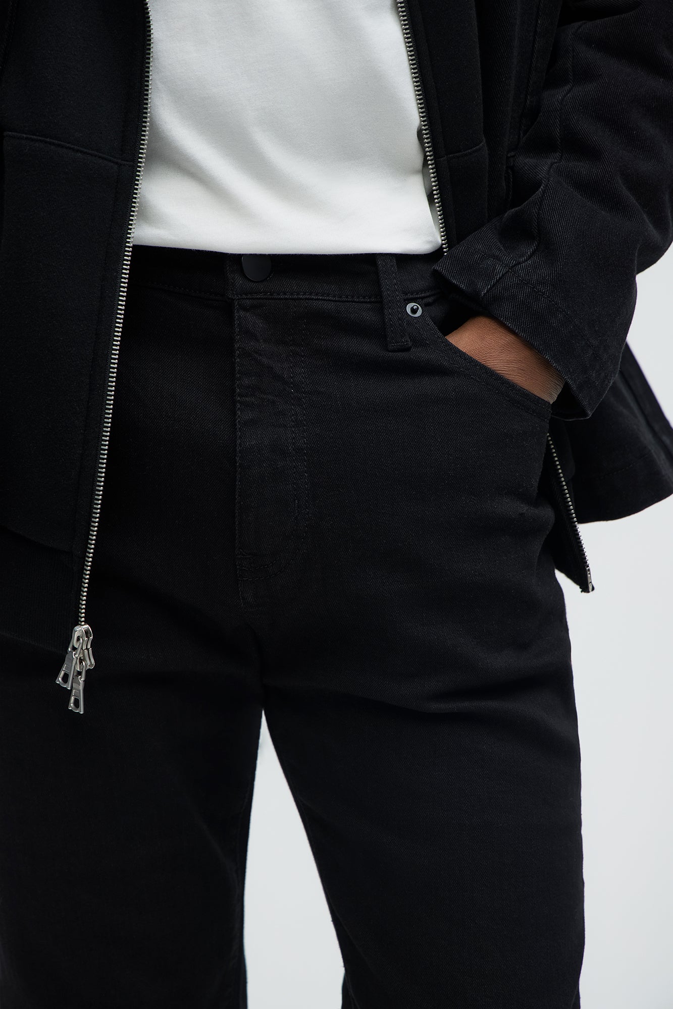 Mike Straight Taper Jeans - Black - Image 4