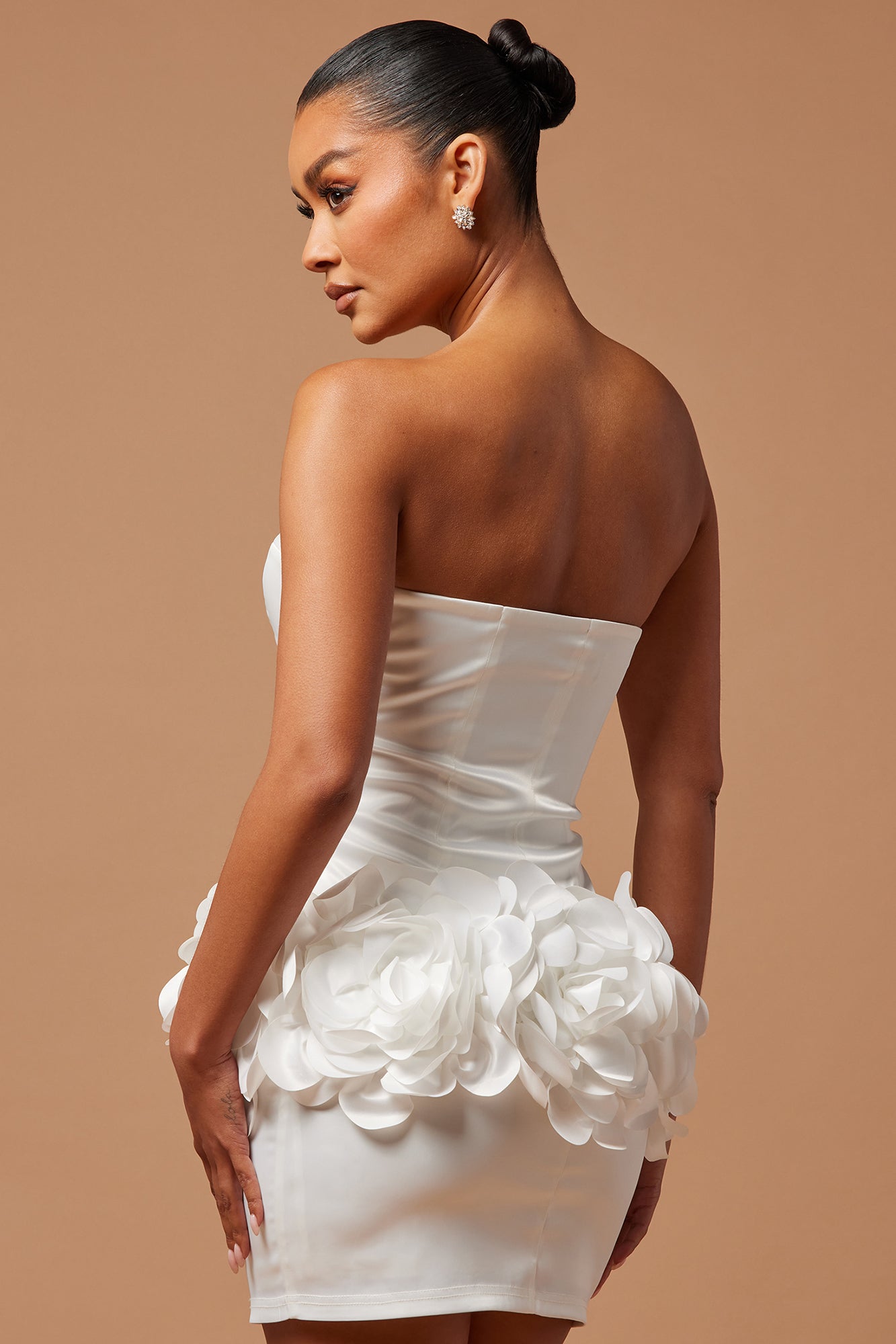 Gabriella Flower Mini Dress - White - Image 4