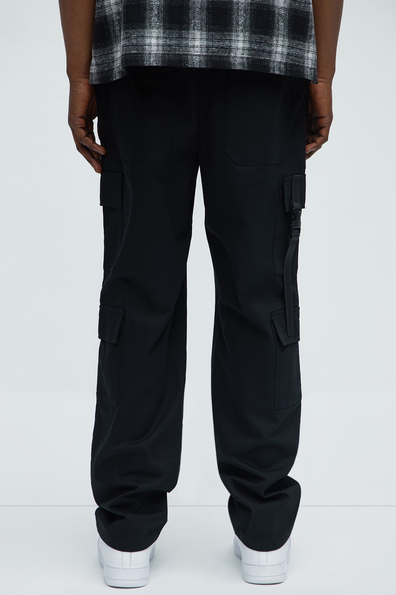 Caught Myself Straight Cargo Pants - Black - Image 4