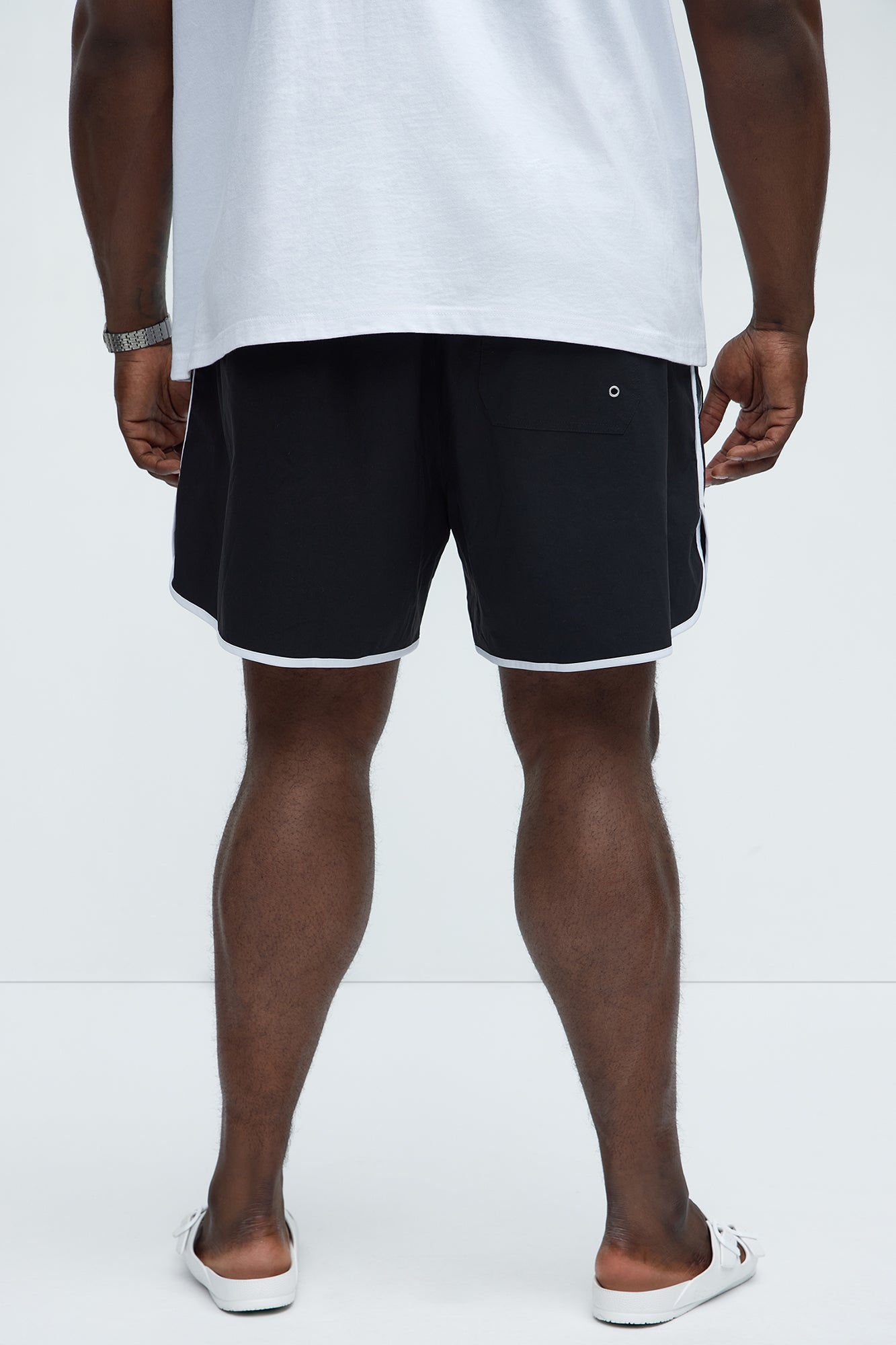 Retro Breeze Swim Mid Trunk - Black - Image 8