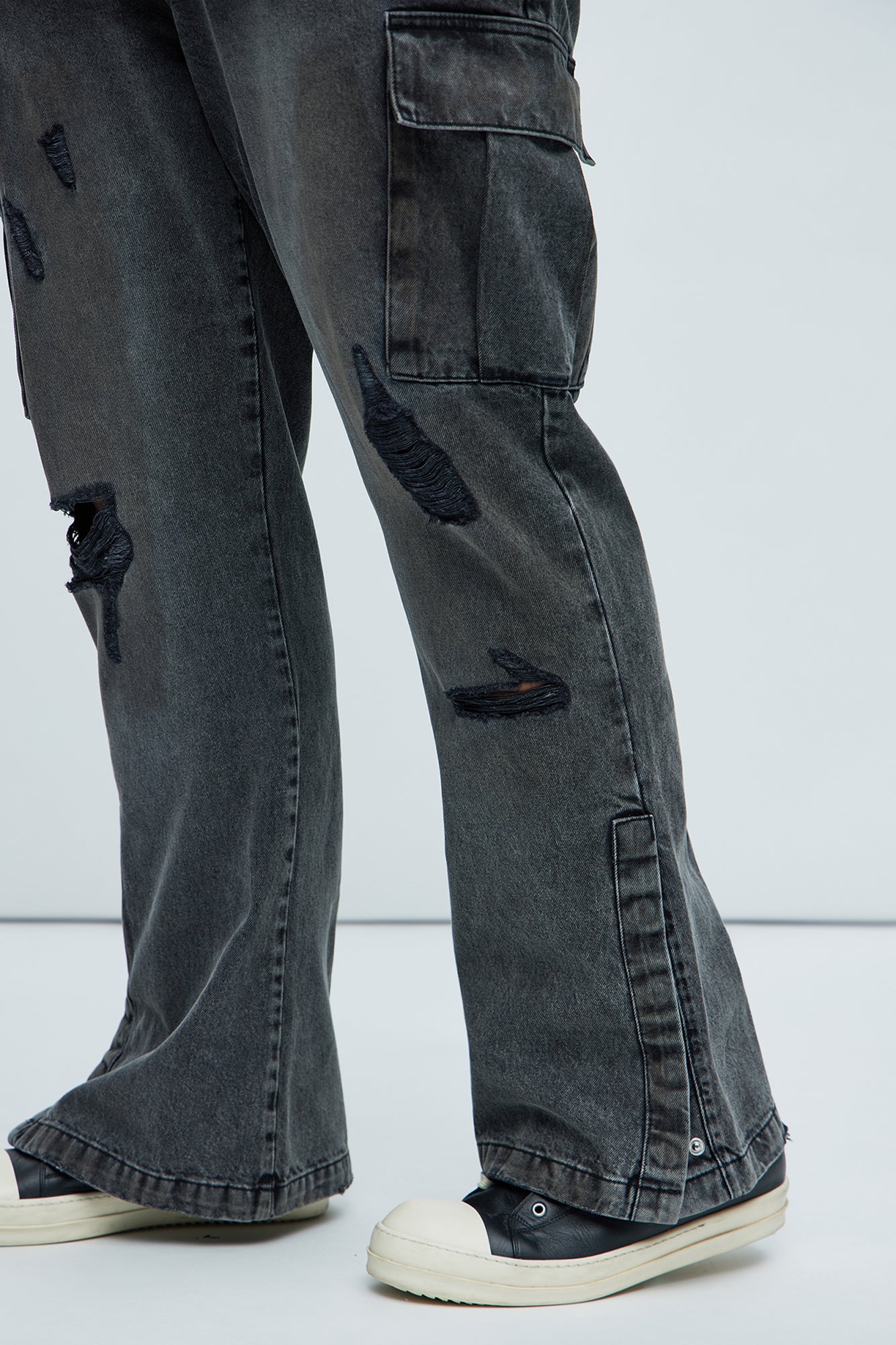 Stacked Slim Flare Kyan Cargo Jeans - Charcoal - Image 8