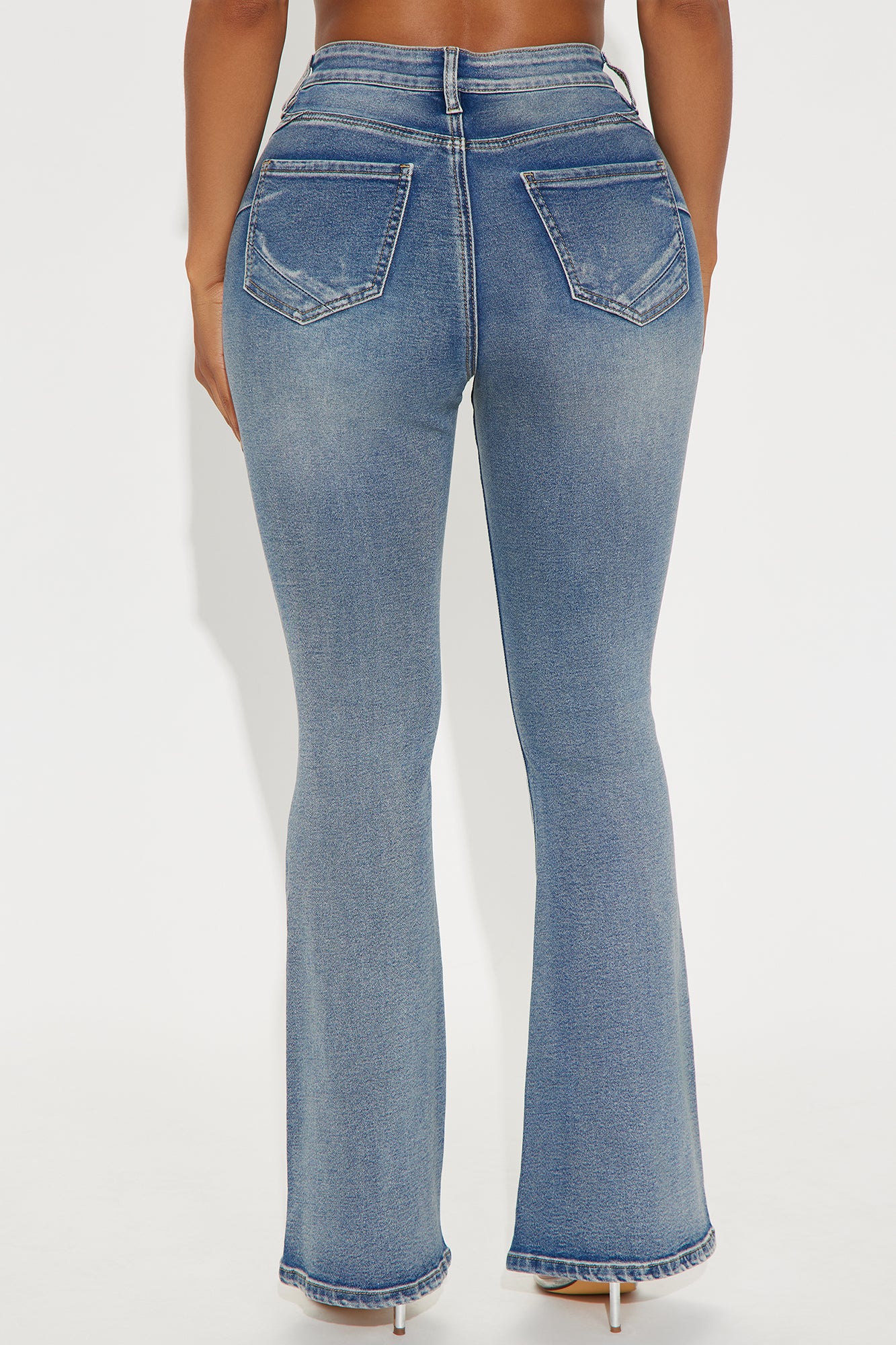 Petite Gemma Sculpting Stretch Flare Jeans - Vintage Wash - Image 3