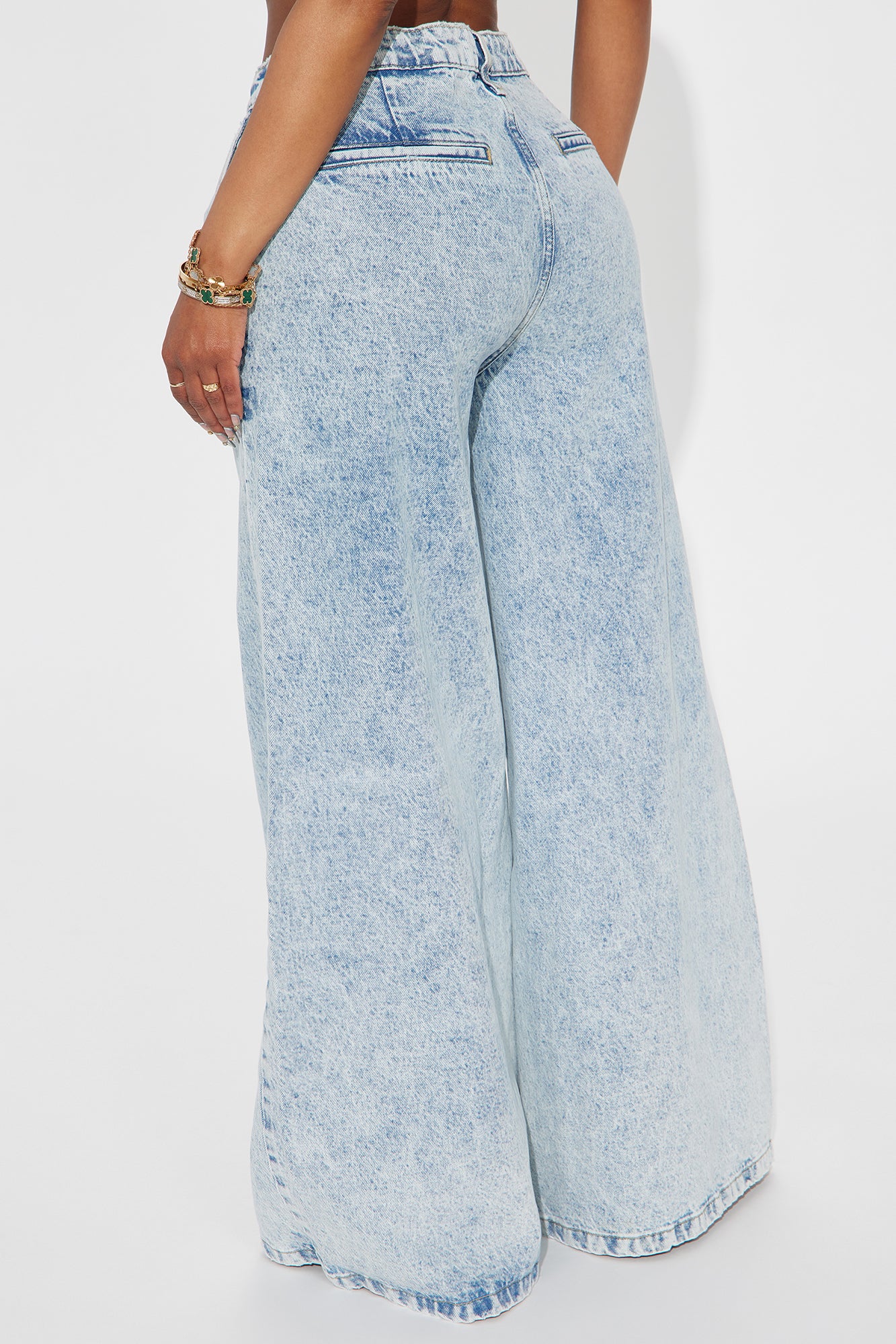 Lost In Love Baggy Trouser Jeans - Light Wash - Image 3