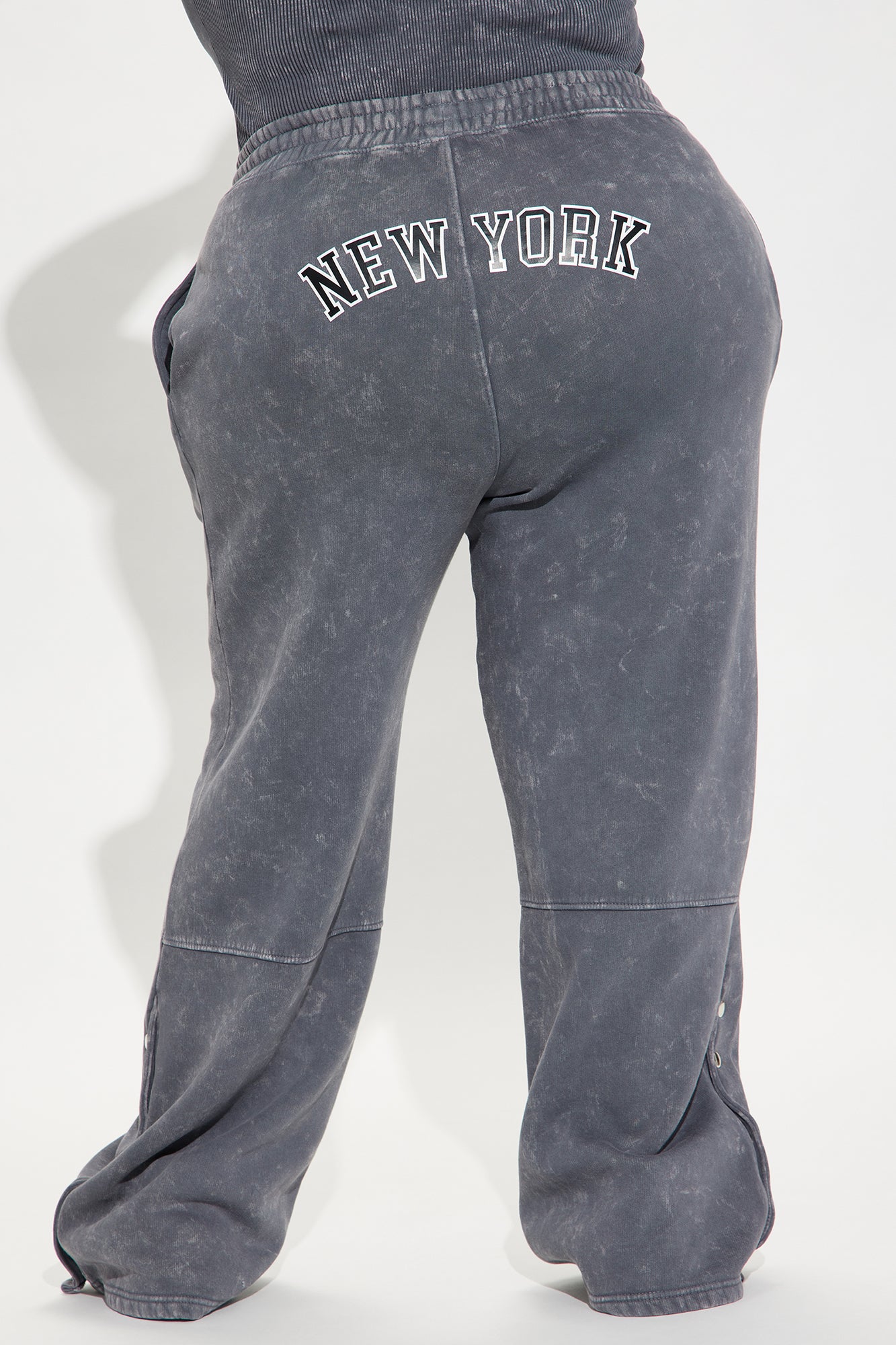 New York Washed Sweatpant - Charcoal - Image 7