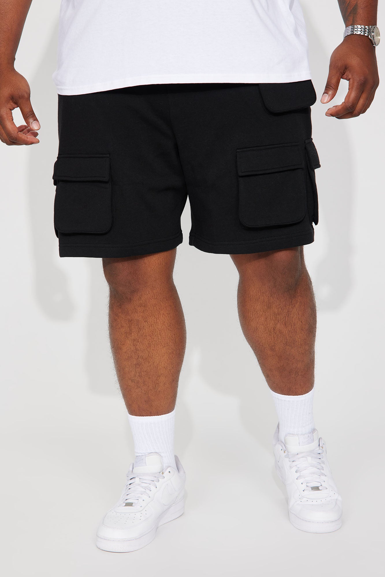 Different Levels Relaxed Cargo Shorts - Black - Image 3