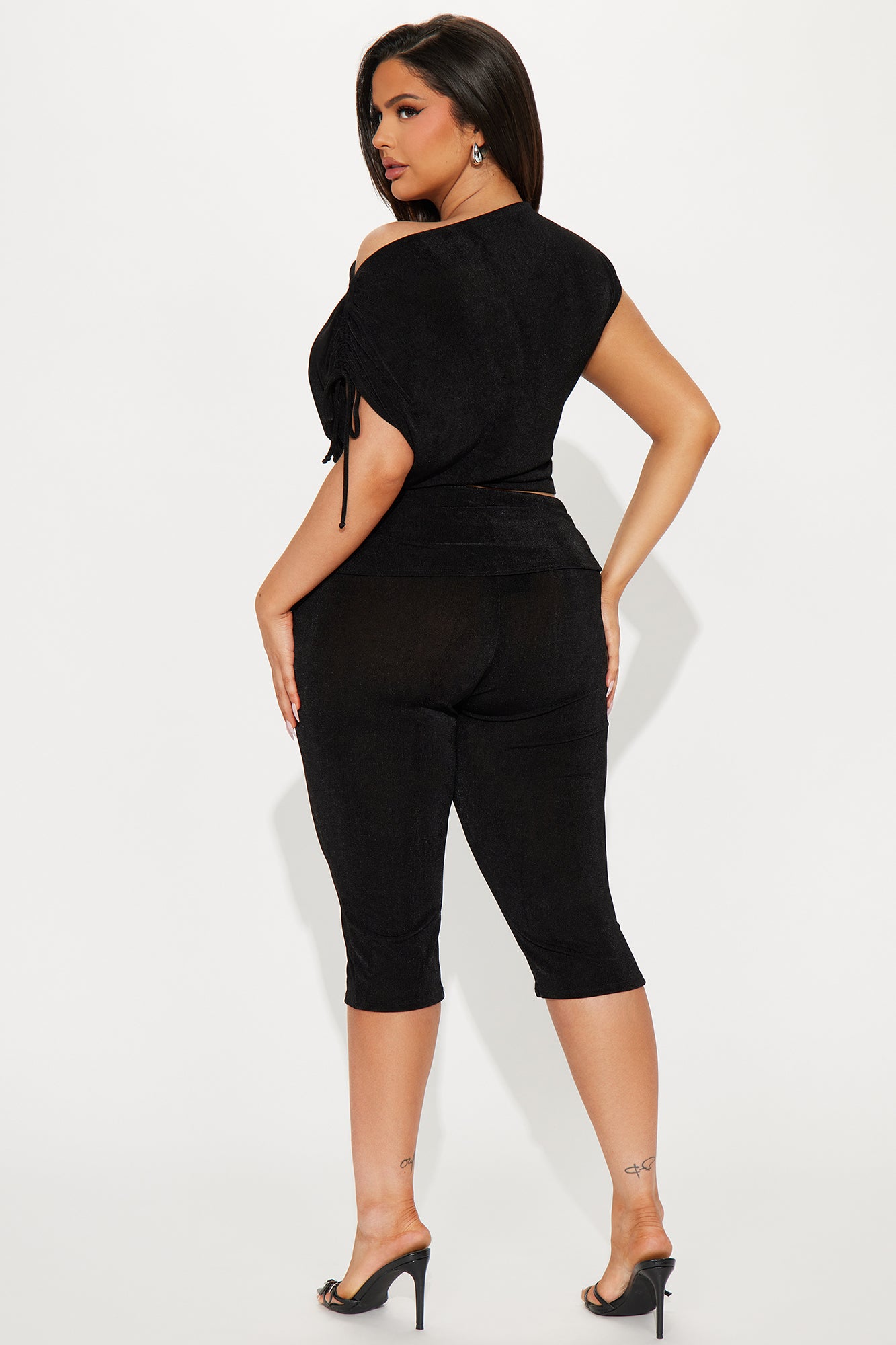 Date Night Capri Set - Black - Image 7