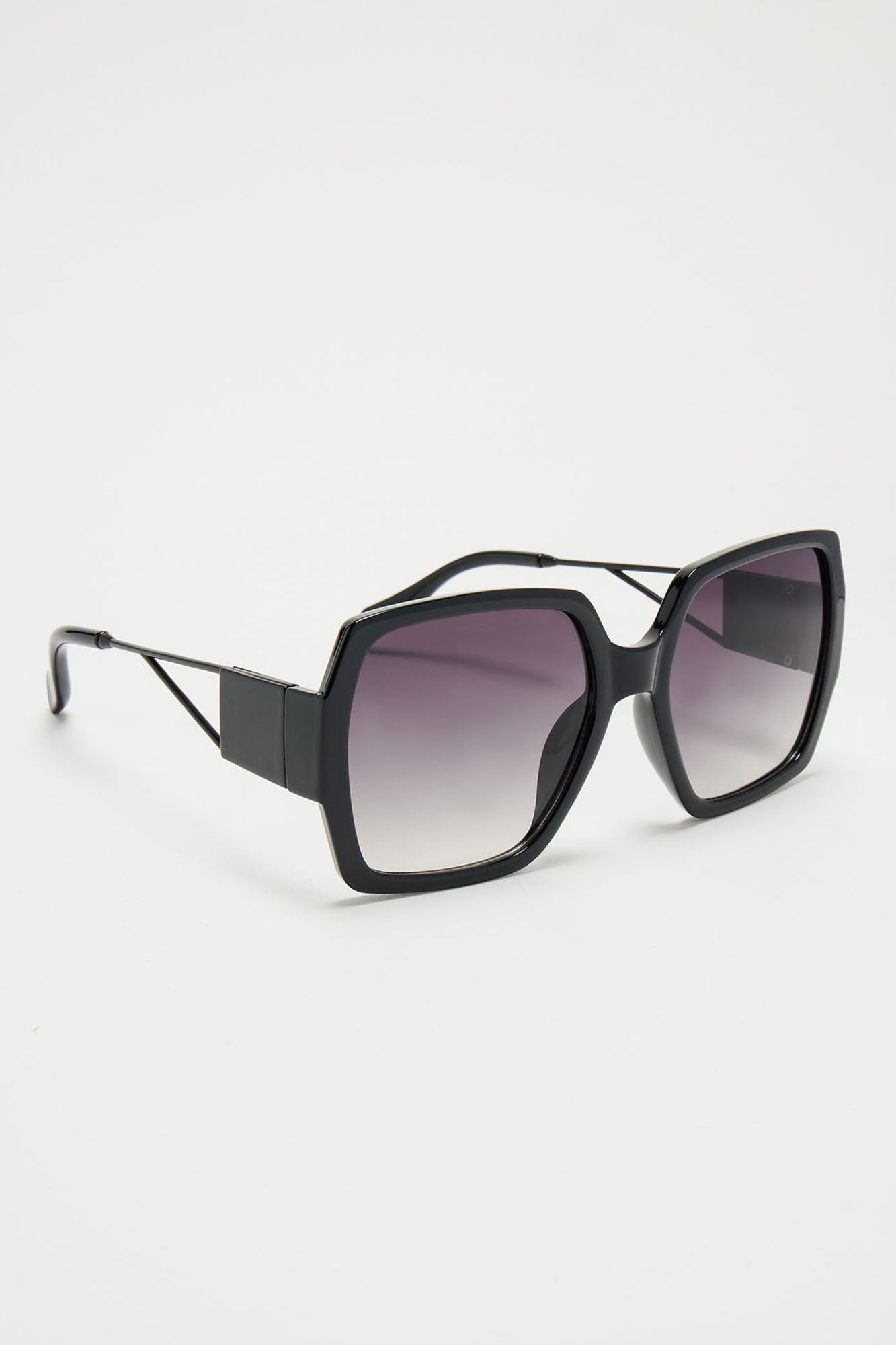 Keep Score Sunglasses - Black - Image 3