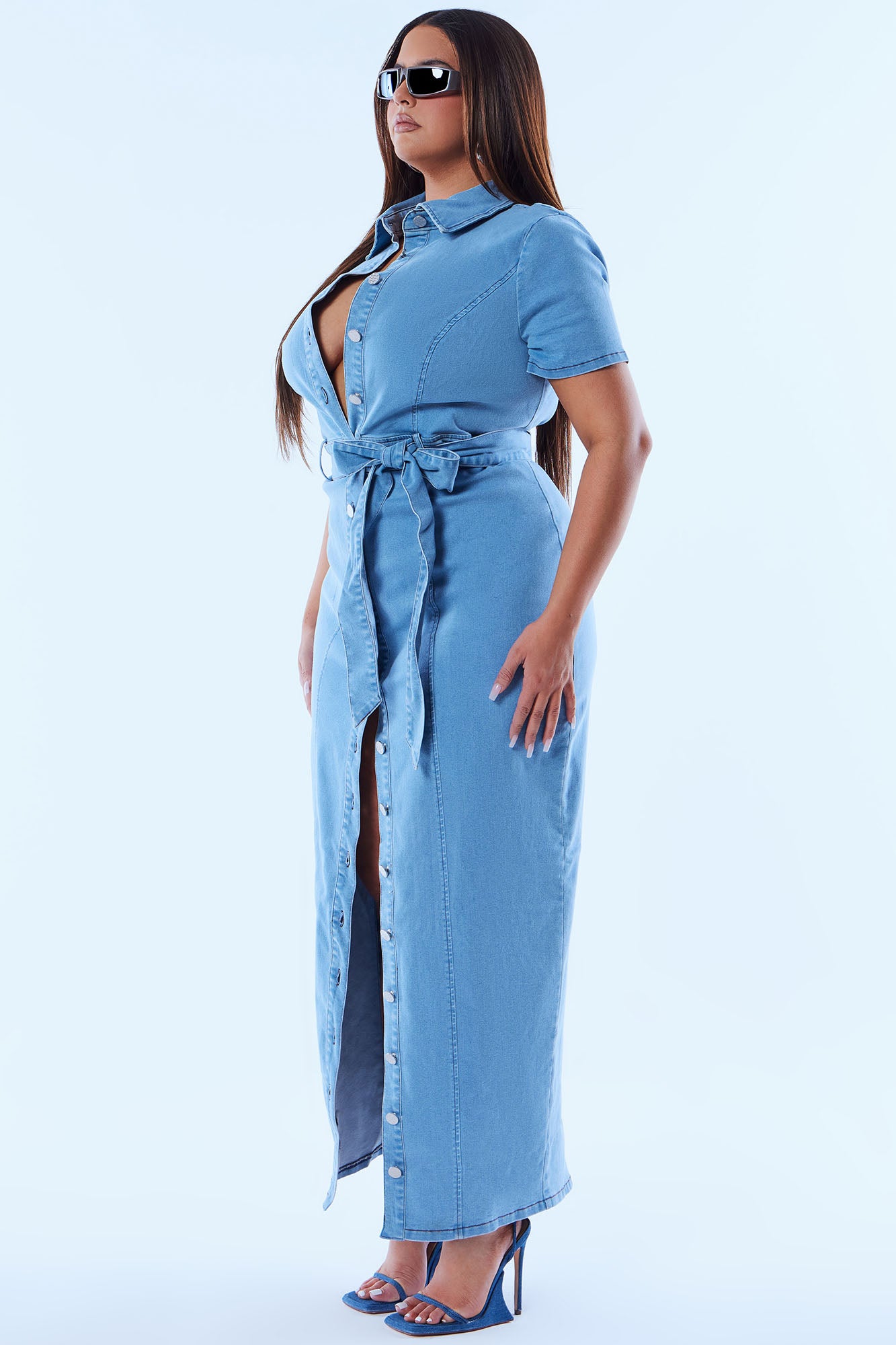Alyana Short Sleeve Denim Maxi Dress - Medium Wash - Image 6