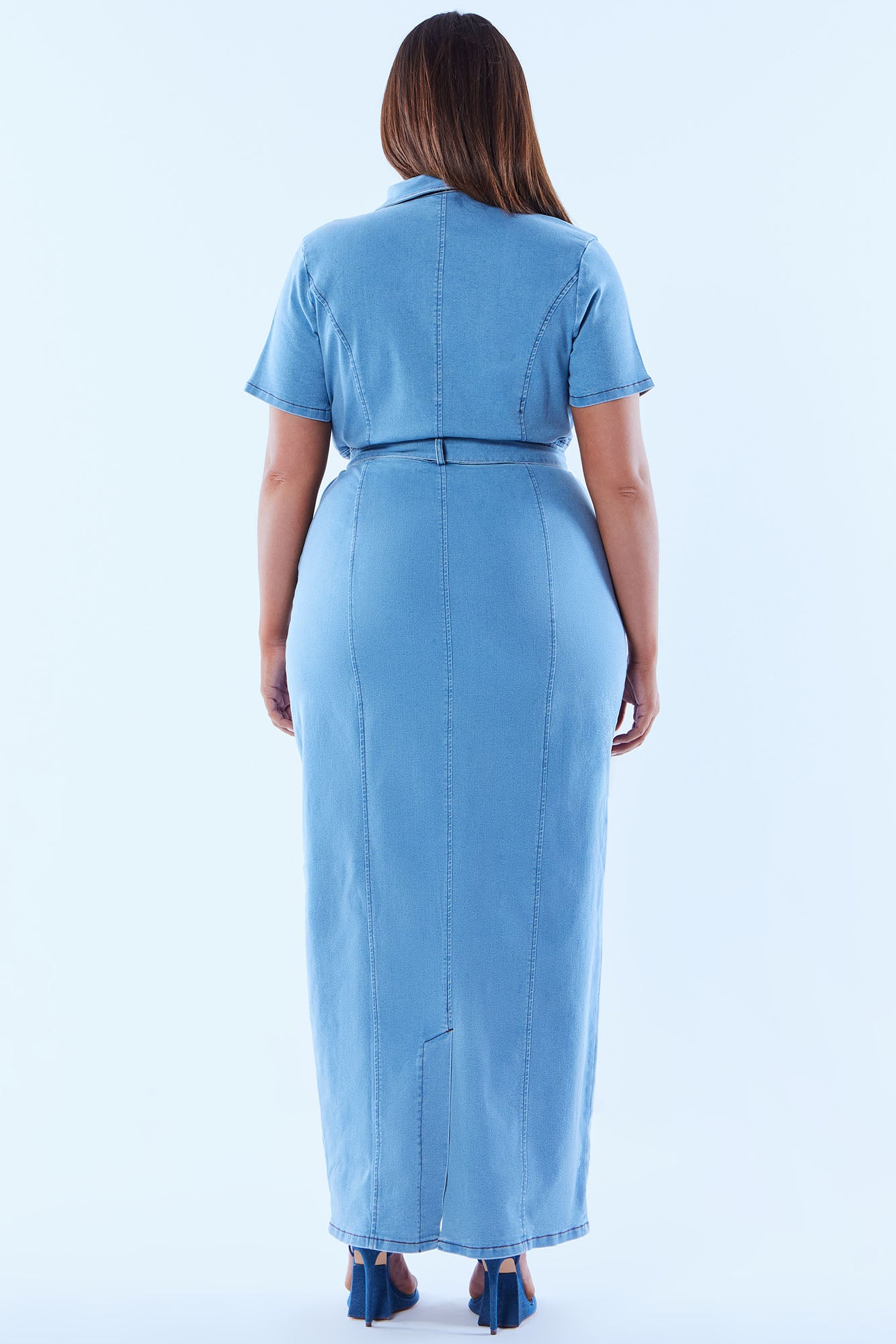 Alyana Short Sleeve Denim Maxi Dress - Medium Wash - Image 7