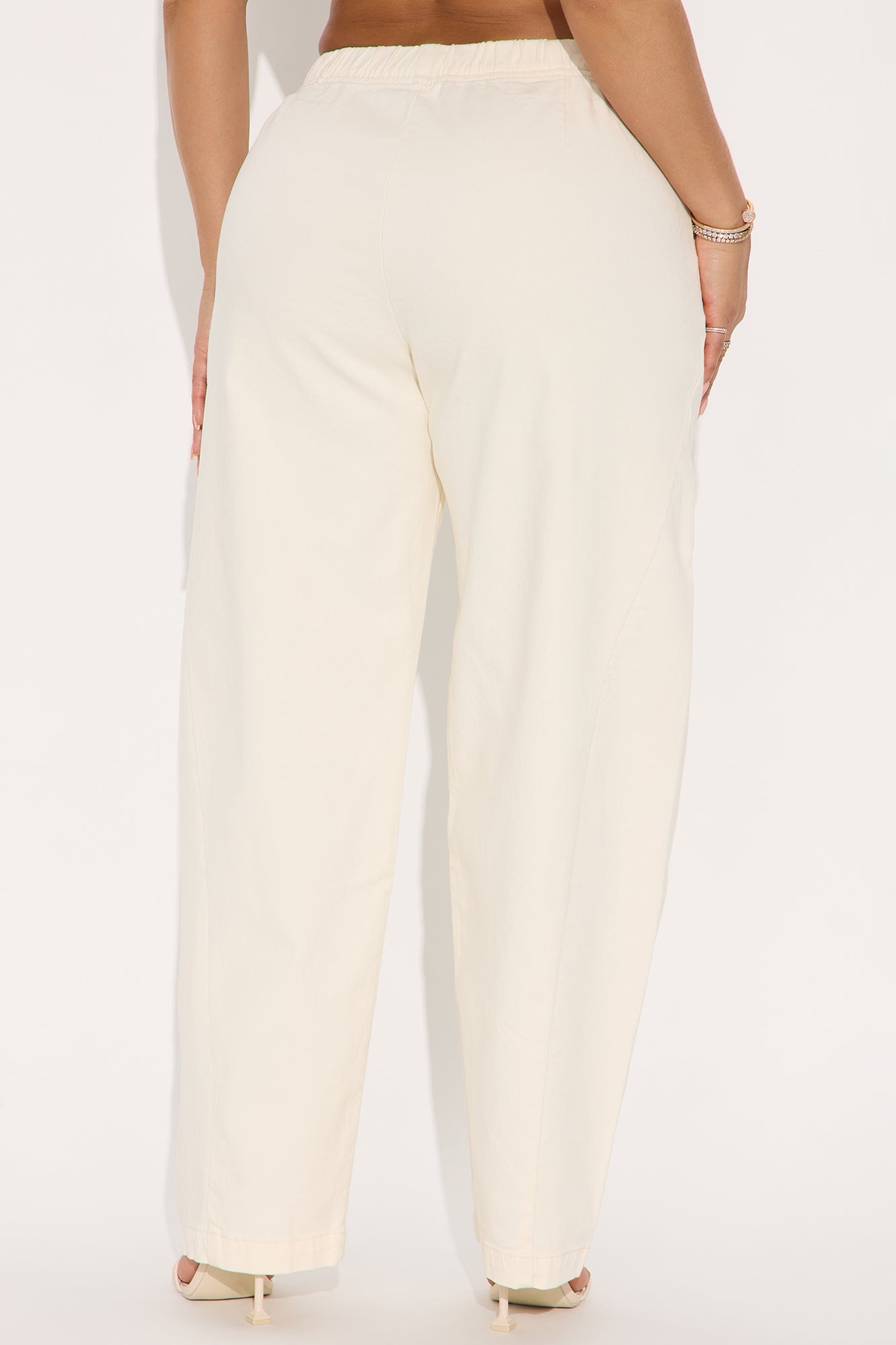 Jenia Barrel Pant - Cream - Image 3