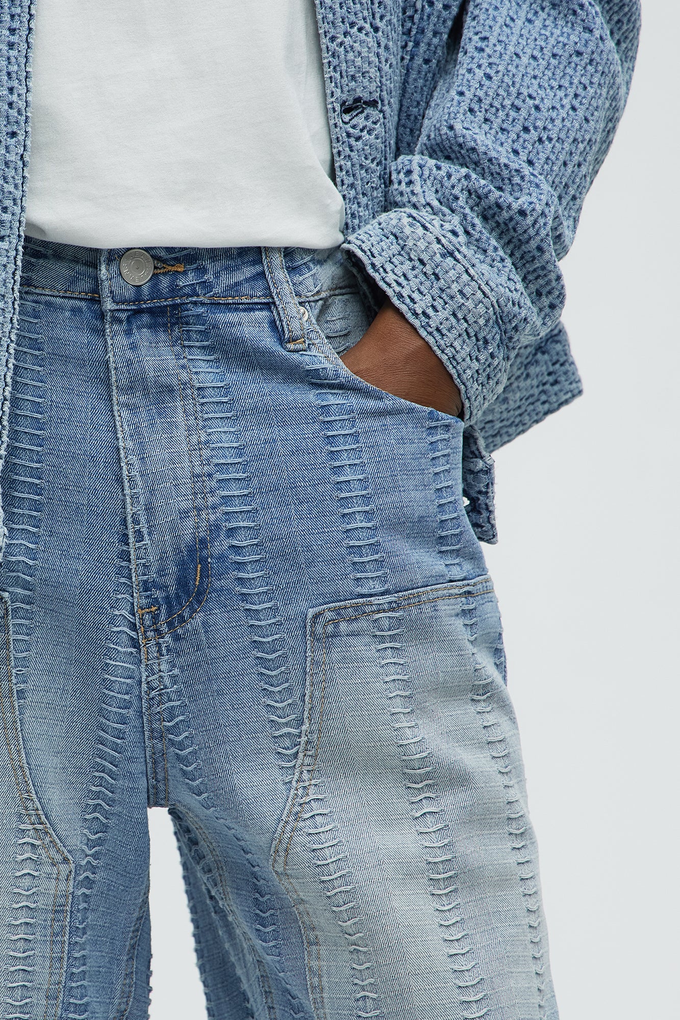 Horizon Textured Relaxed Carpenter Denim Shorts - Medium Blue Wash - Image 3