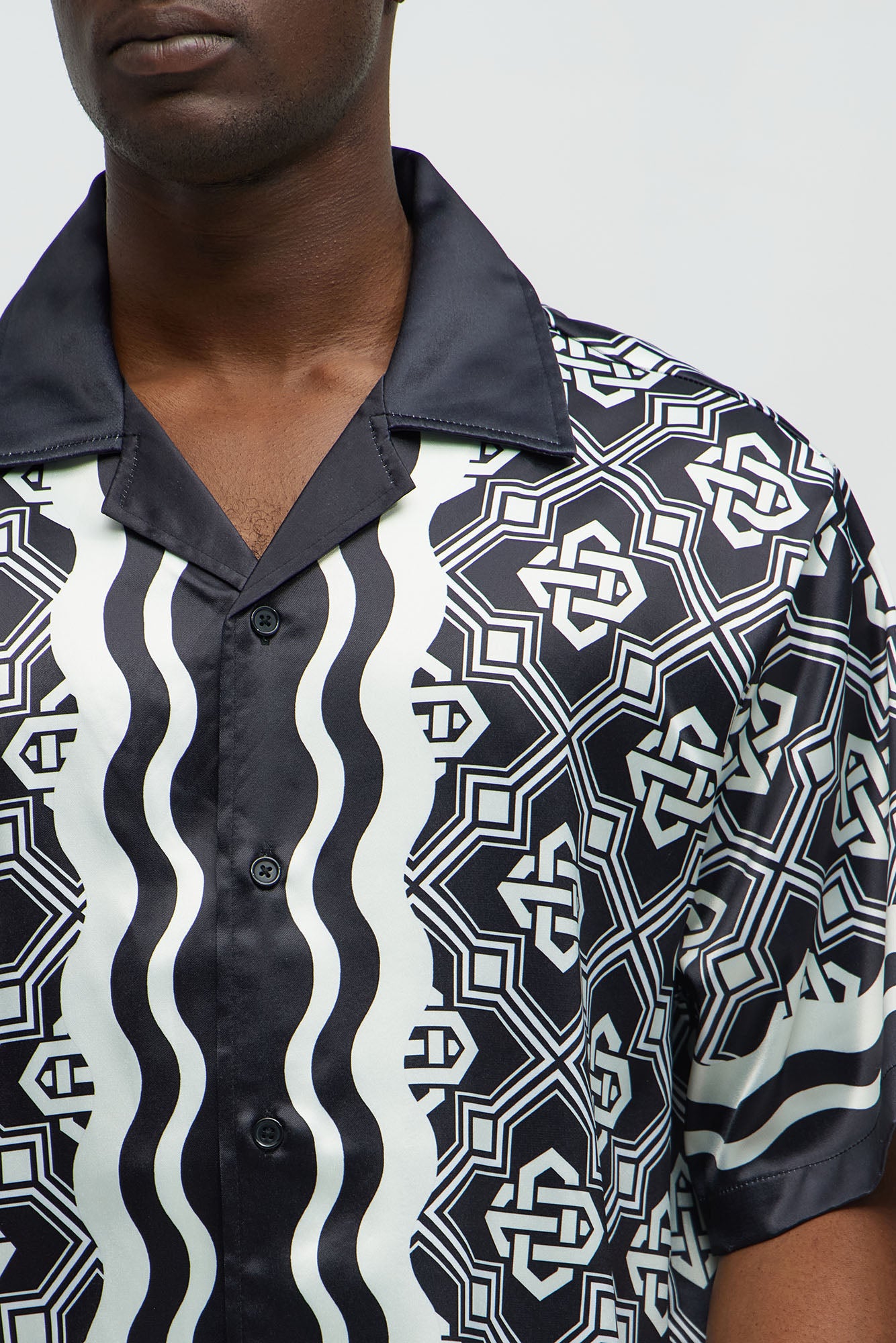 Geometric Wavy Border Cuban Collar Button Up Shirt - Black/combo - Image 3