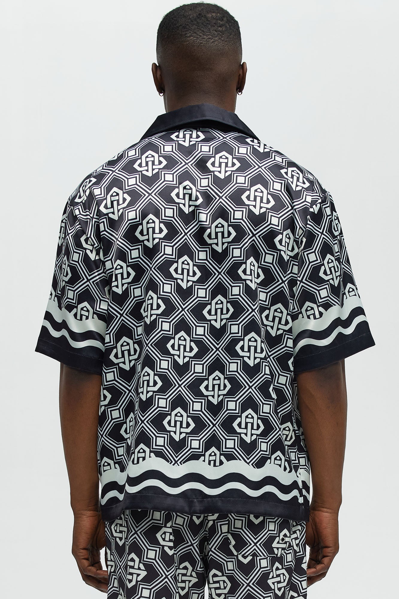 Geometric Wavy Border Cuban Collar Button Up Shirt - Black/combo - Image 4