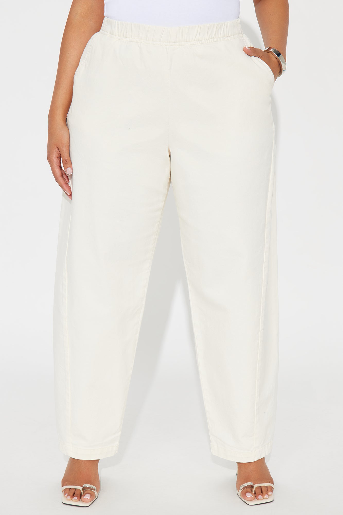 Jenia Barrel Pant - Cream - Image 5