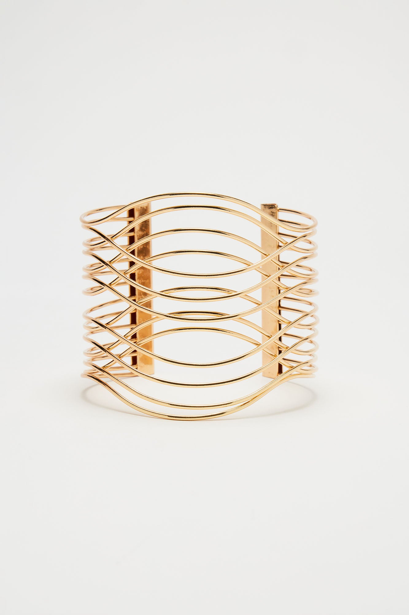 Waking Up In Paradise Arm Cuff - Gold - Image 3