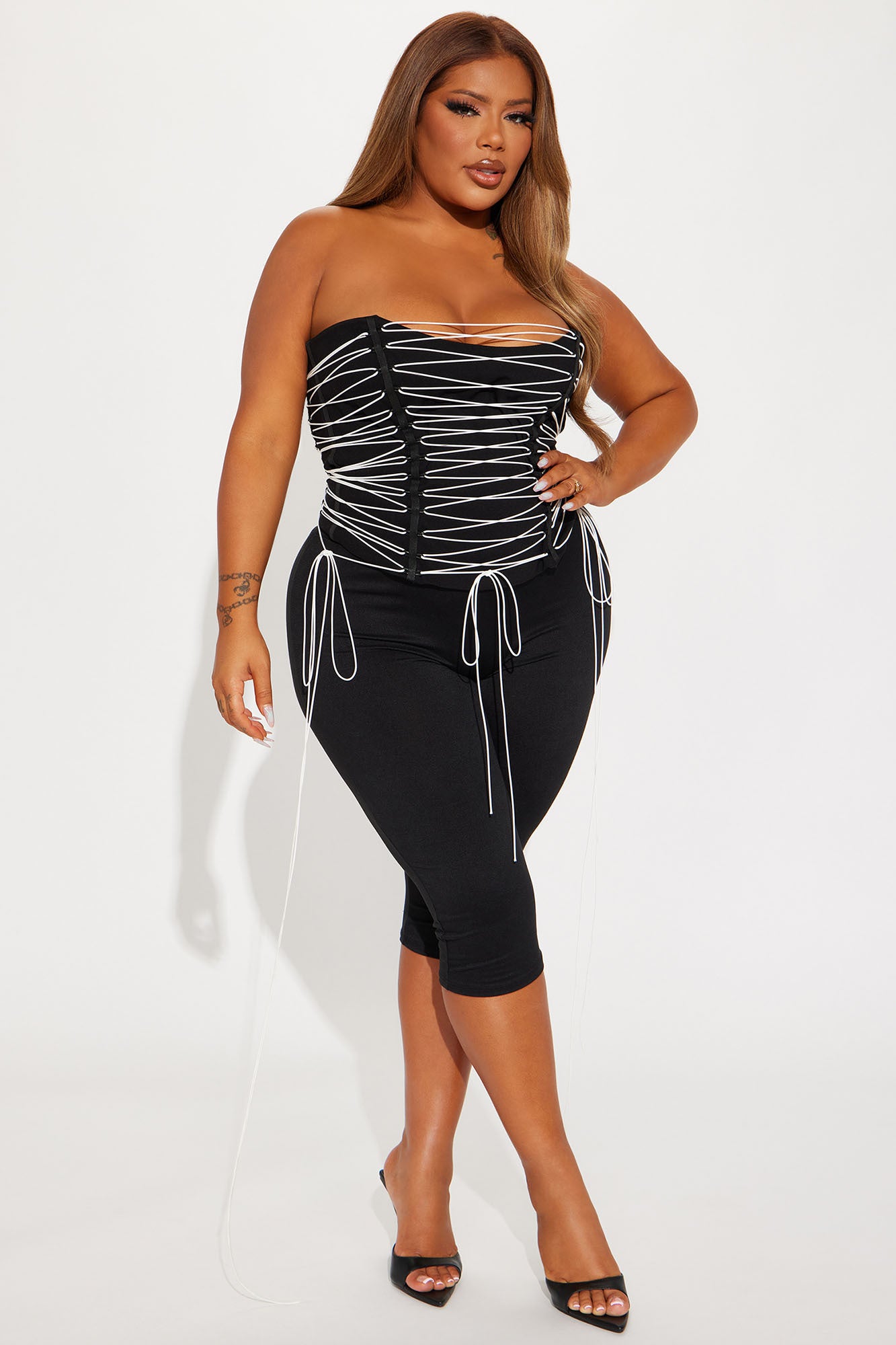Hot List Strappy Corset top - Black/White - Image 8