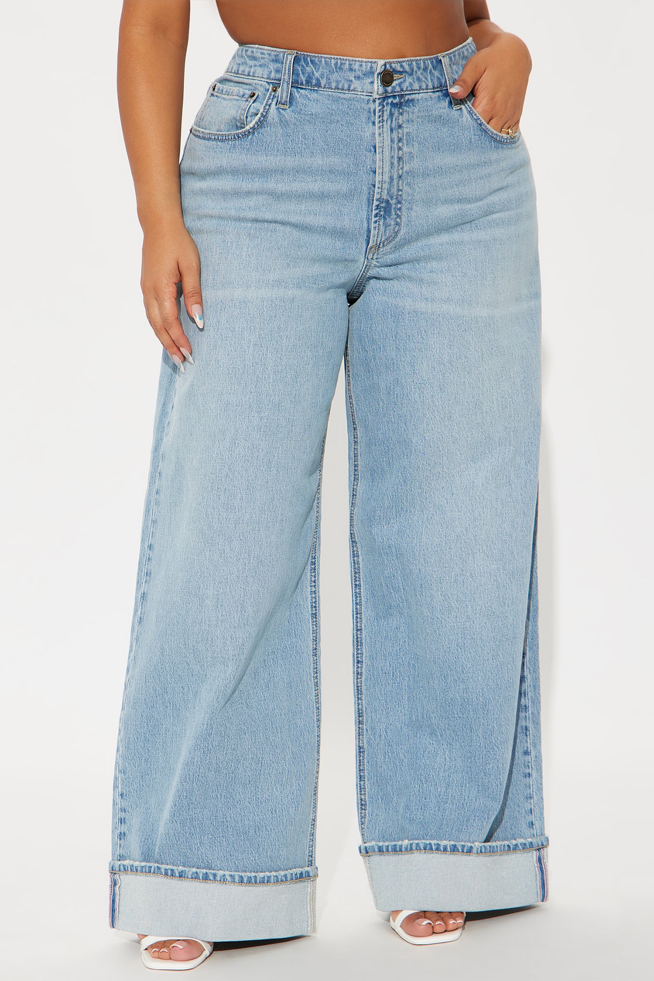 Anika Cuffed Wide Leg Jeans - Light Wash - Image 6