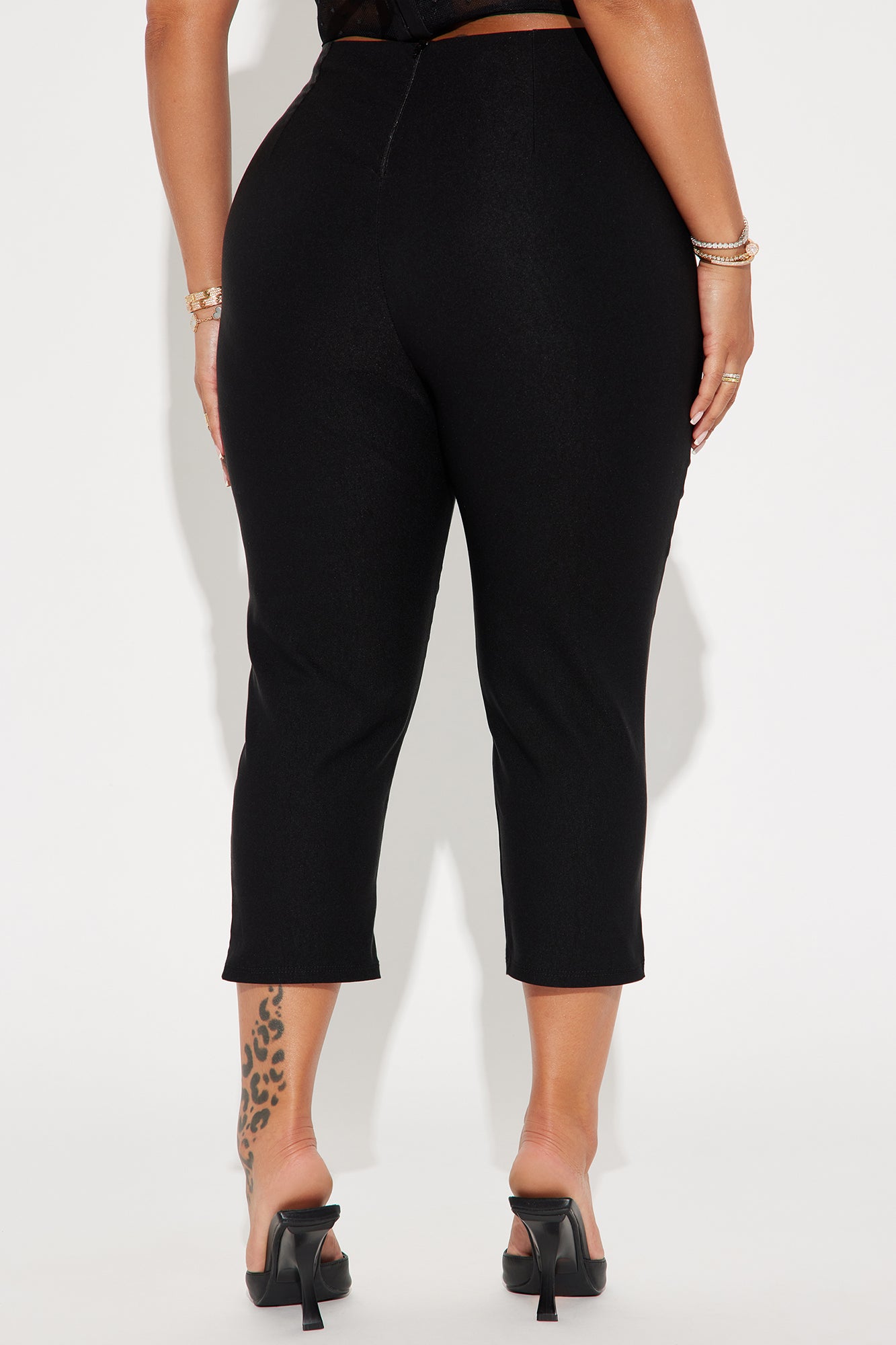 Just A Girl Capri Pant - Black - Image 3